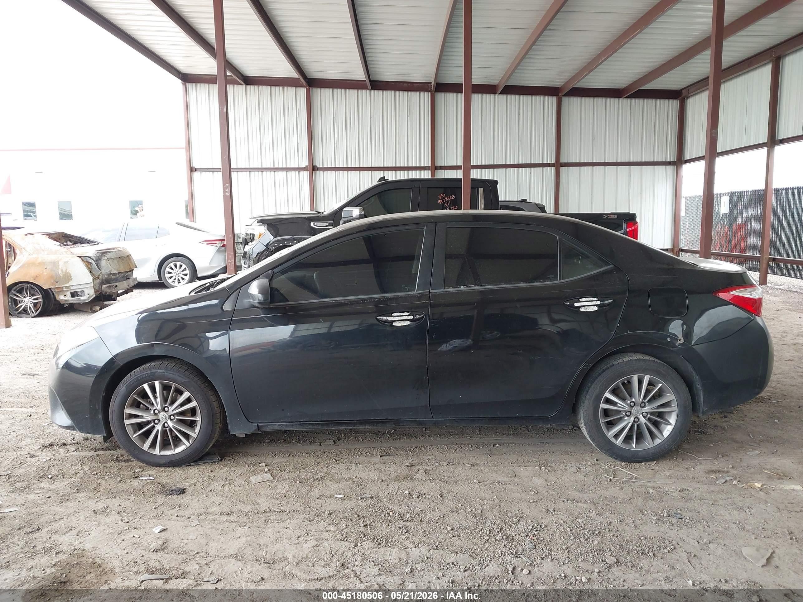 2015 Toyota Corolla Le Plus Black vin: 5YFBURHE8FP246326