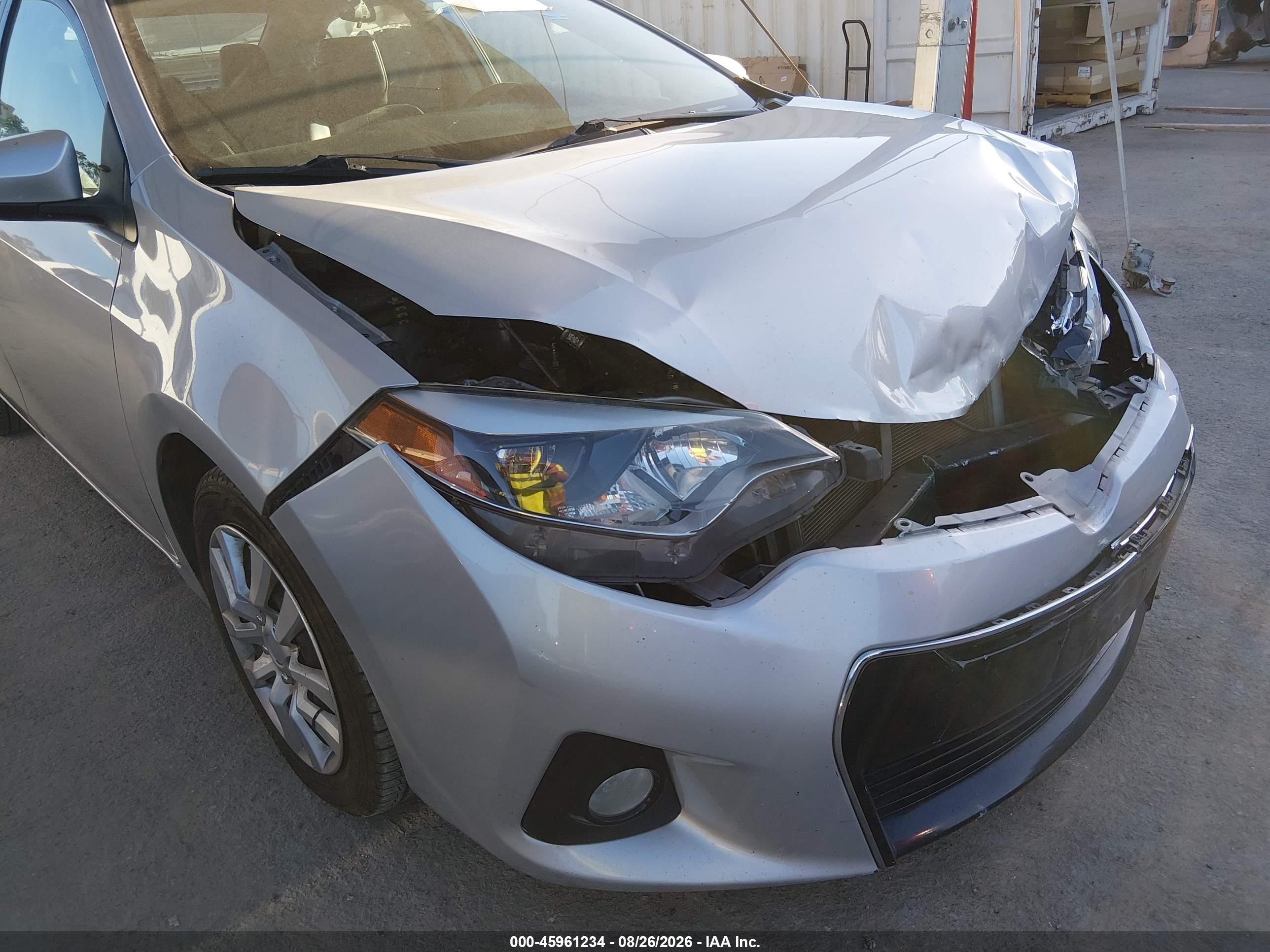 2015 Toyota Corolla S Silver vin: 5YFBURHE8FP289001