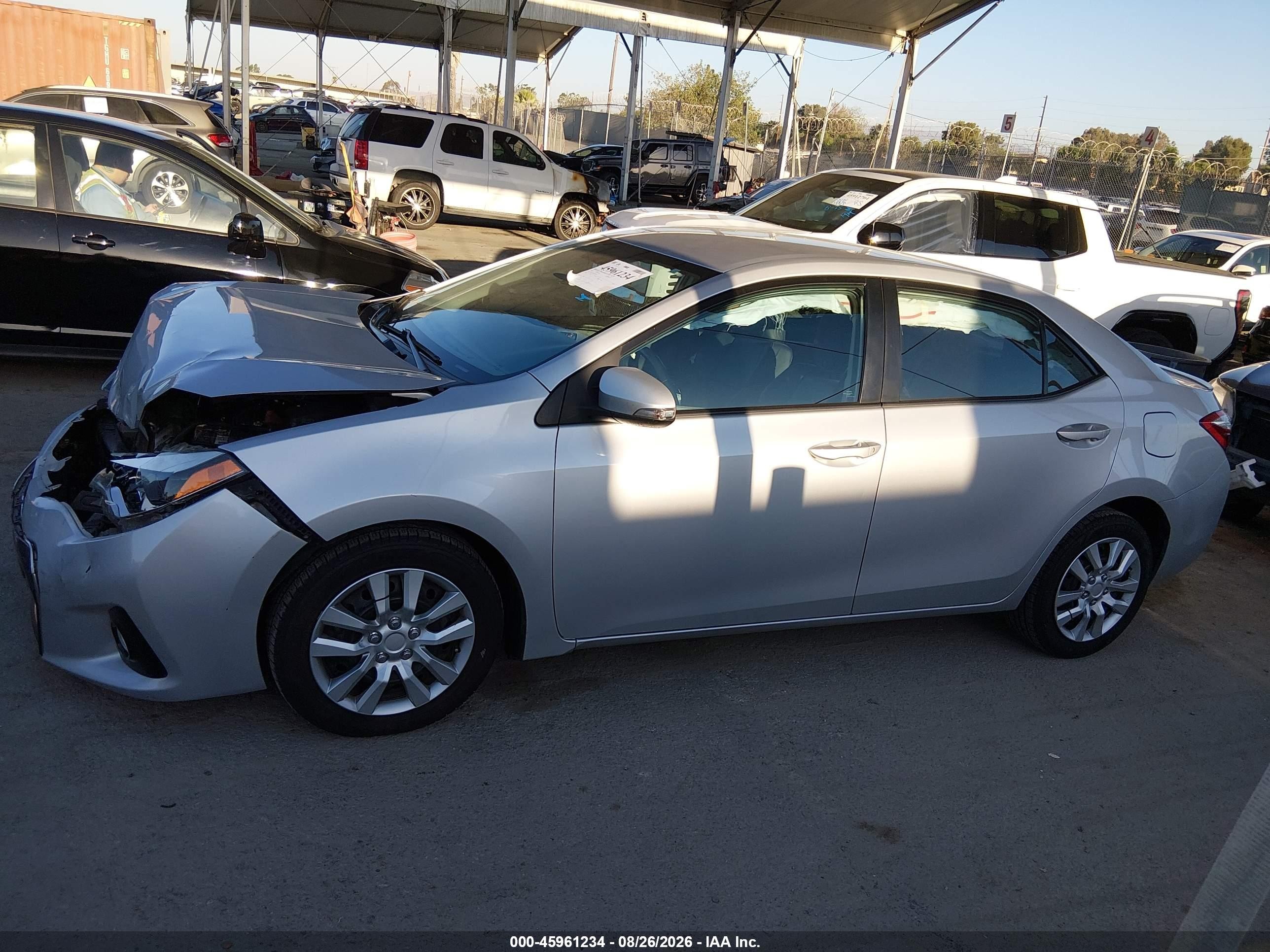 2015 Toyota Corolla S Silver vin: 5YFBURHE8FP289001