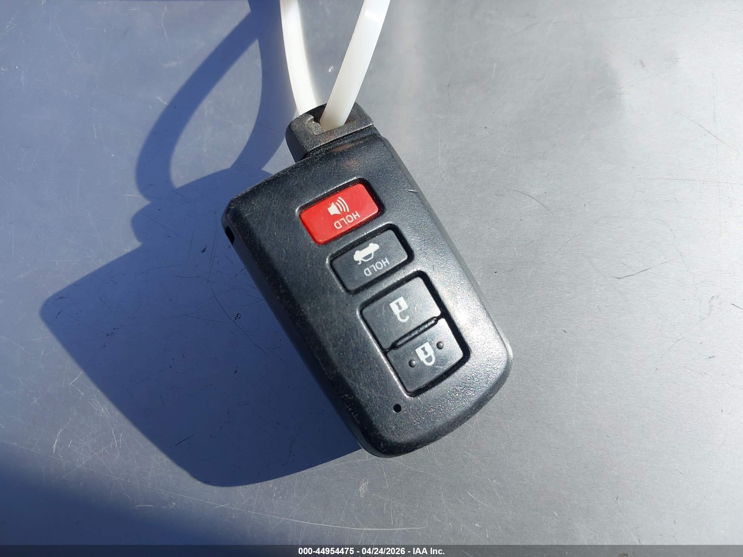 2015 Toyota Corolla S Plus Серебряный vin: 5YFBURHE8FP290519