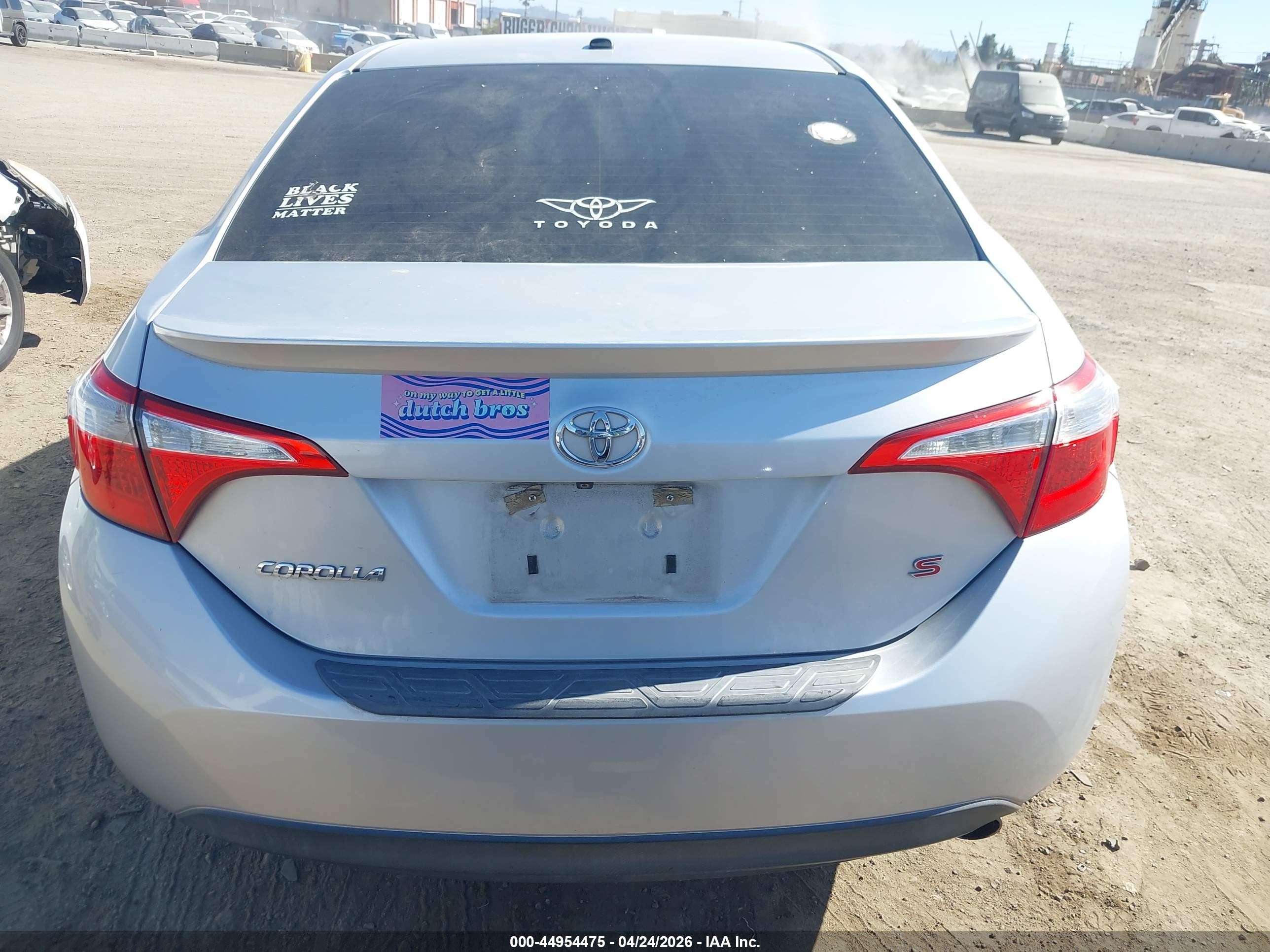 2015 Toyota Corolla S Plus Серебряный vin: 5YFBURHE8FP290519