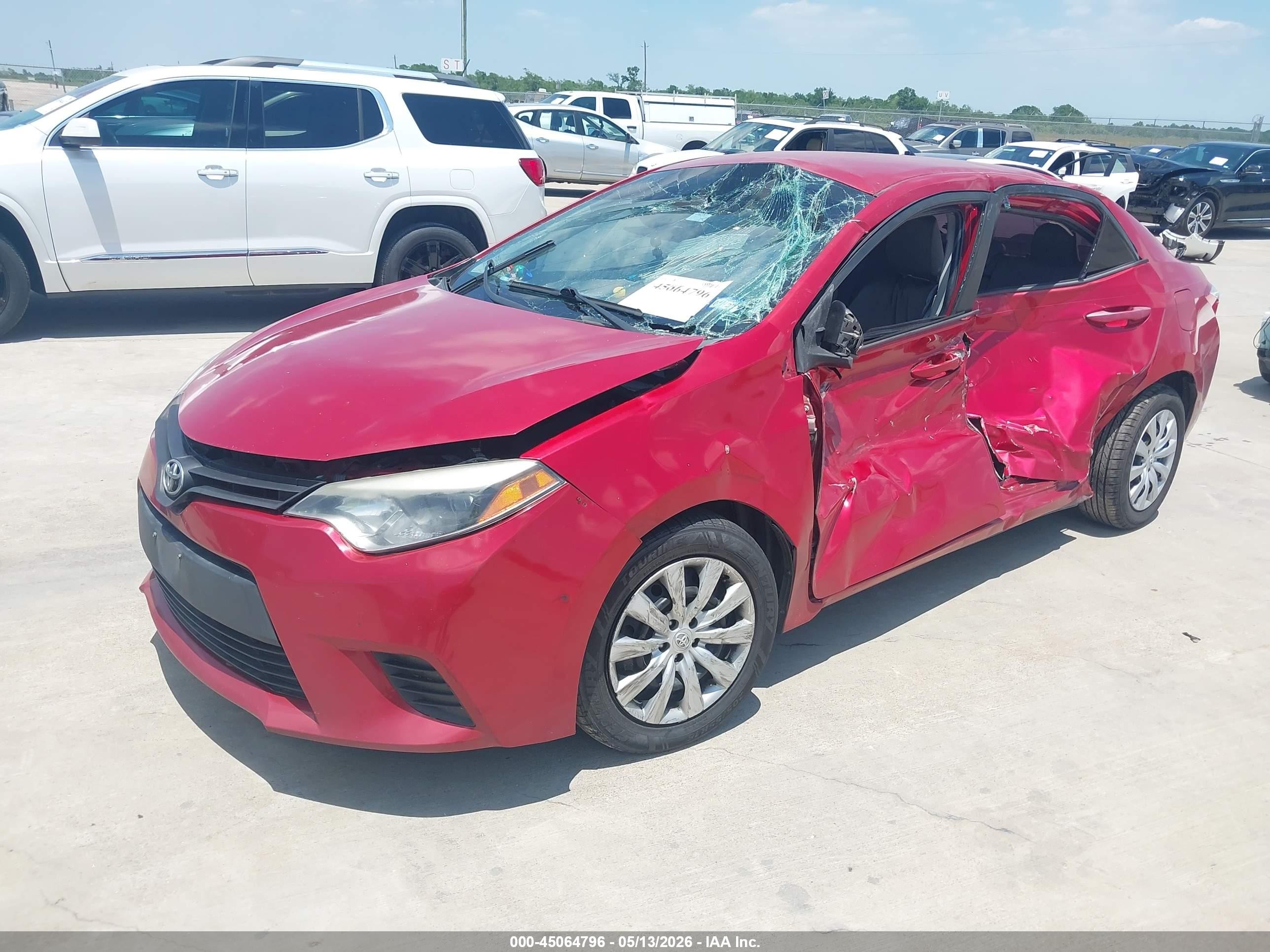2015 Toyota Corolla Le Red vin: 5YFBURHE8FP300126