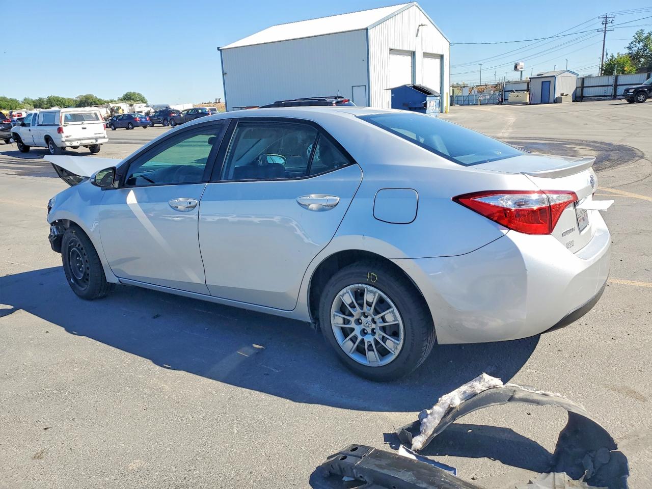 2015 Toyota Corolla S Silver vin: 5YFBURHE8FP315399