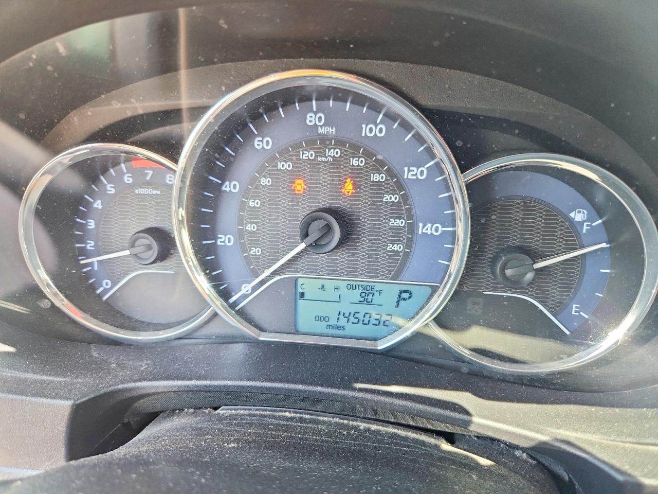 2015 Toyota Corolla Le Зеленый vin: 5YFBURHE8FP320974