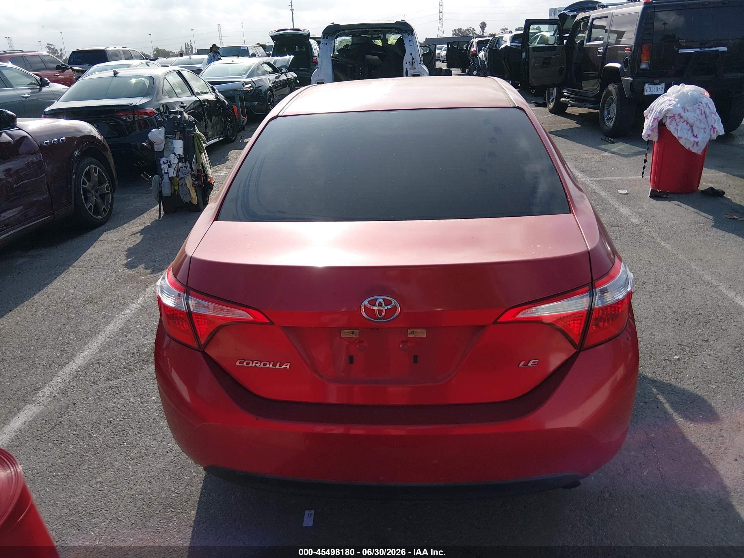 2015 Toyota Corolla Le Red vin: 5YFBURHE8FP324197