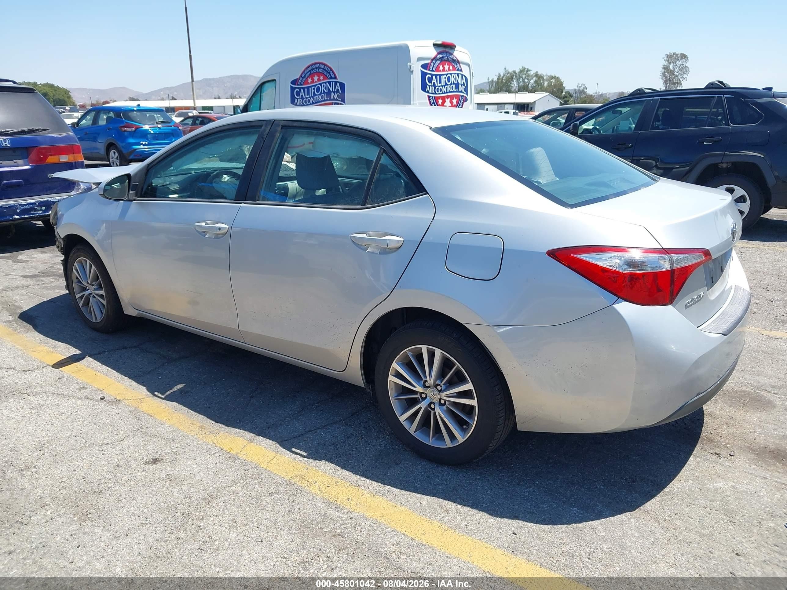 2015 Toyota Corolla Le Plus Silver vin: 5YFBURHE8FP324975