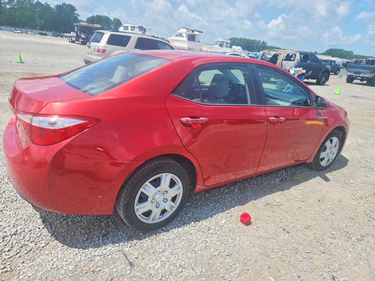 2015 Toyota Corolla Le Red vin: 5YFBURHE8FP331831