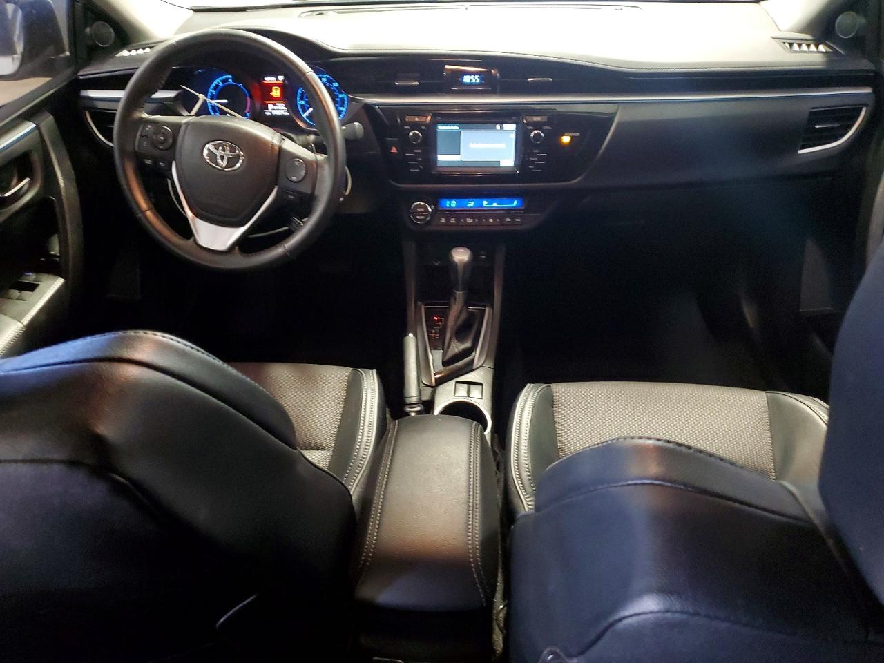 2015 Toyota Corolla S Plus Silver vin: 5YFBURHE8FP365722