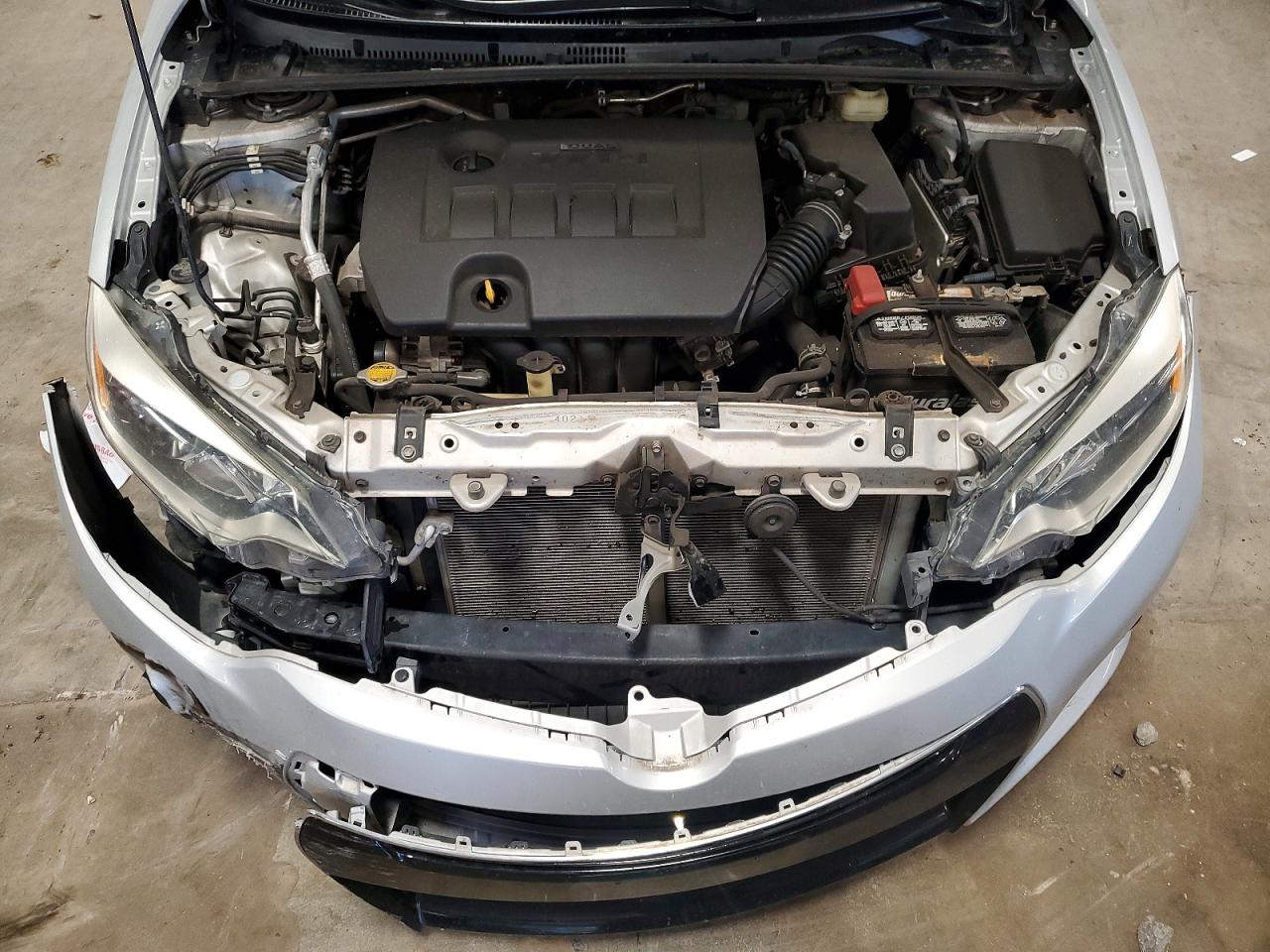 2015 Toyota Corolla S Plus Silver vin: 5YFBURHE8FP365722