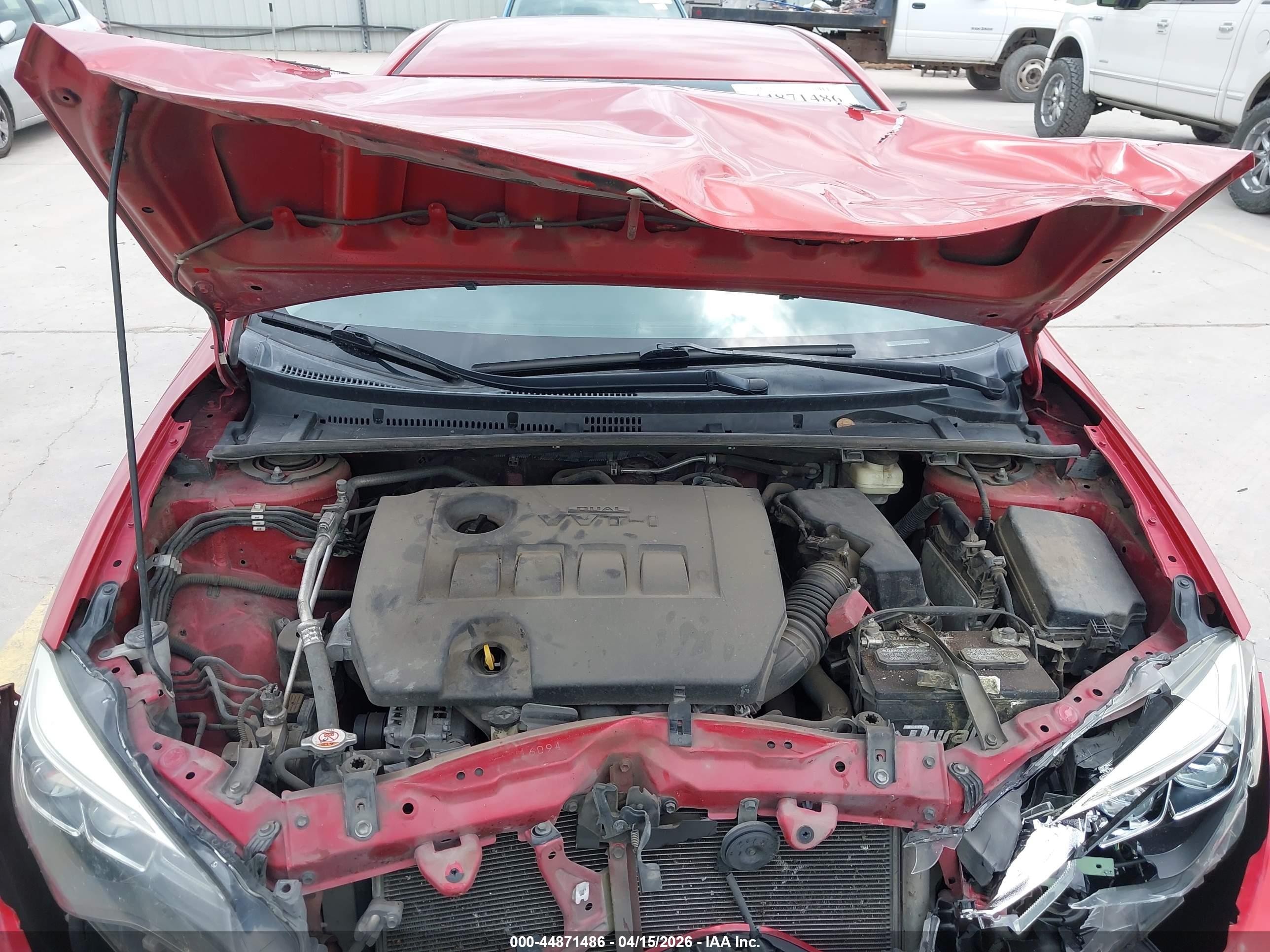 2018 Toyota Corolla Se Красный vin: 5YFBURHE8JP841461
