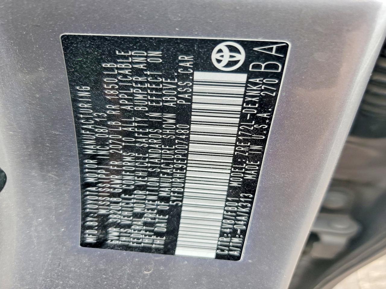 2014 Toyota Corolla Le Plus Серебряный vin: 5YFBURHE9EP007480