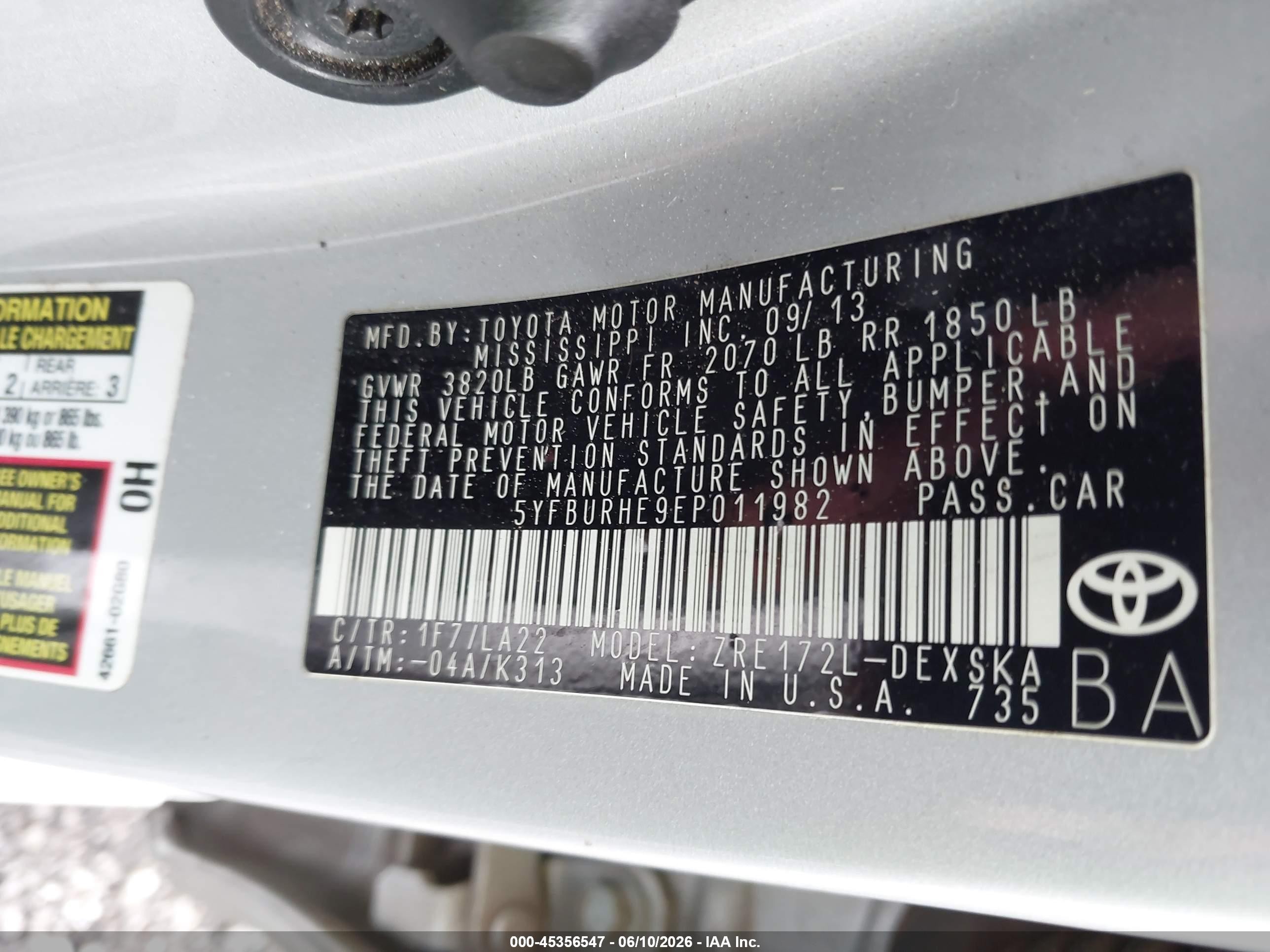 2014 Toyota Corolla S Premium Silver vin: 5YFBURHE9EP011982