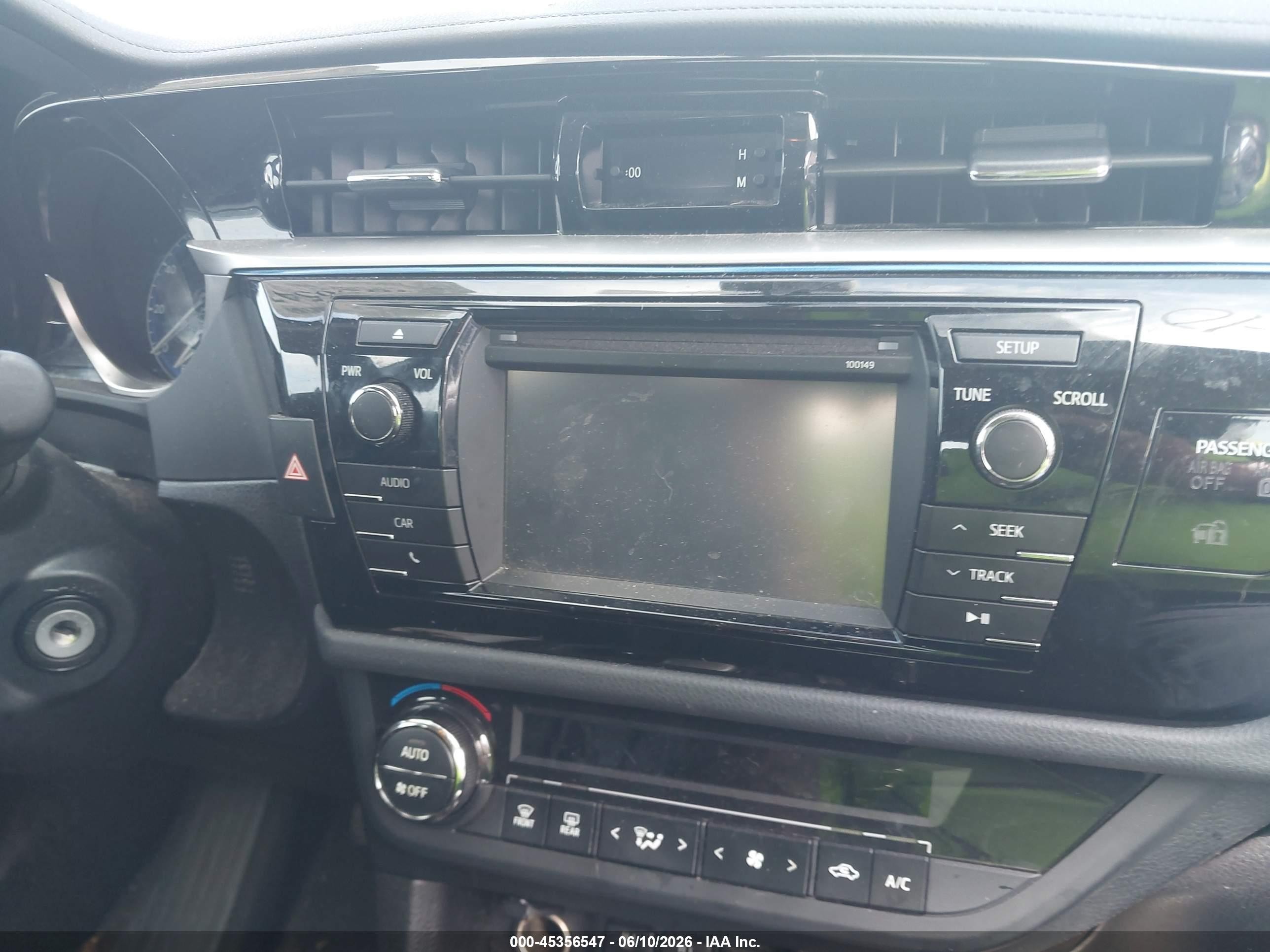 2014 Toyota Corolla S Premium Silver vin: 5YFBURHE9EP011982
