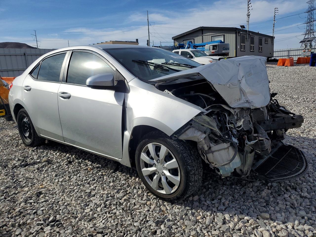 2014 Toyota Corolla Le Silver vin: 5YFBURHE9EP062107