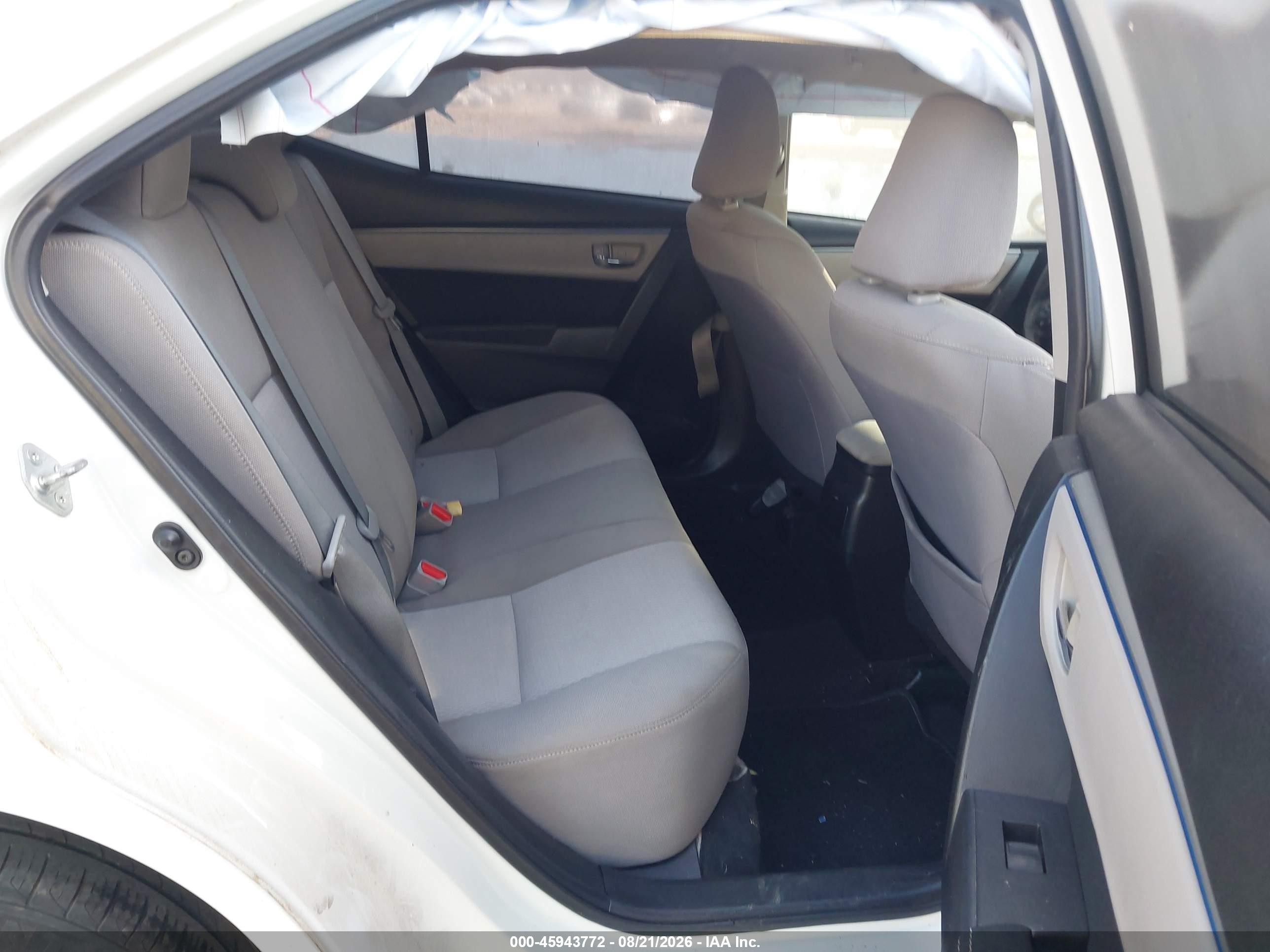 2014 Toyota Corolla Le Plus White vin: 5YFBURHE9EP091574