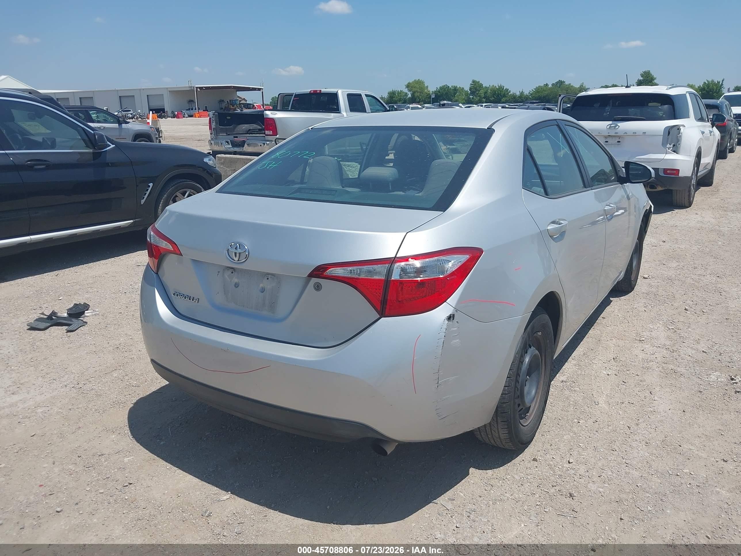 2014 Toyota Corolla L Silver vin: 5YFBURHE9EP152938