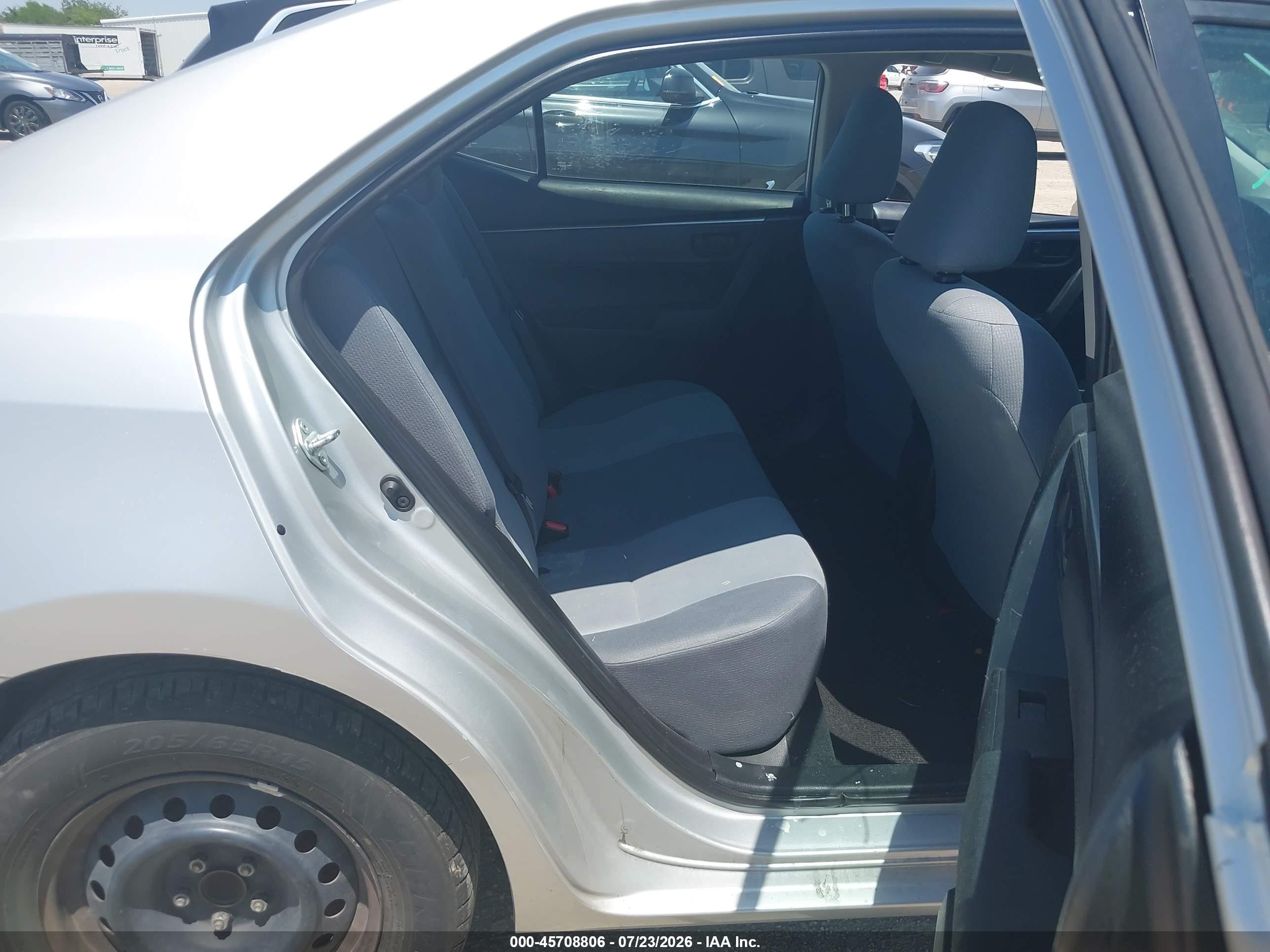 2014 Toyota Corolla L Silver vin: 5YFBURHE9EP152938