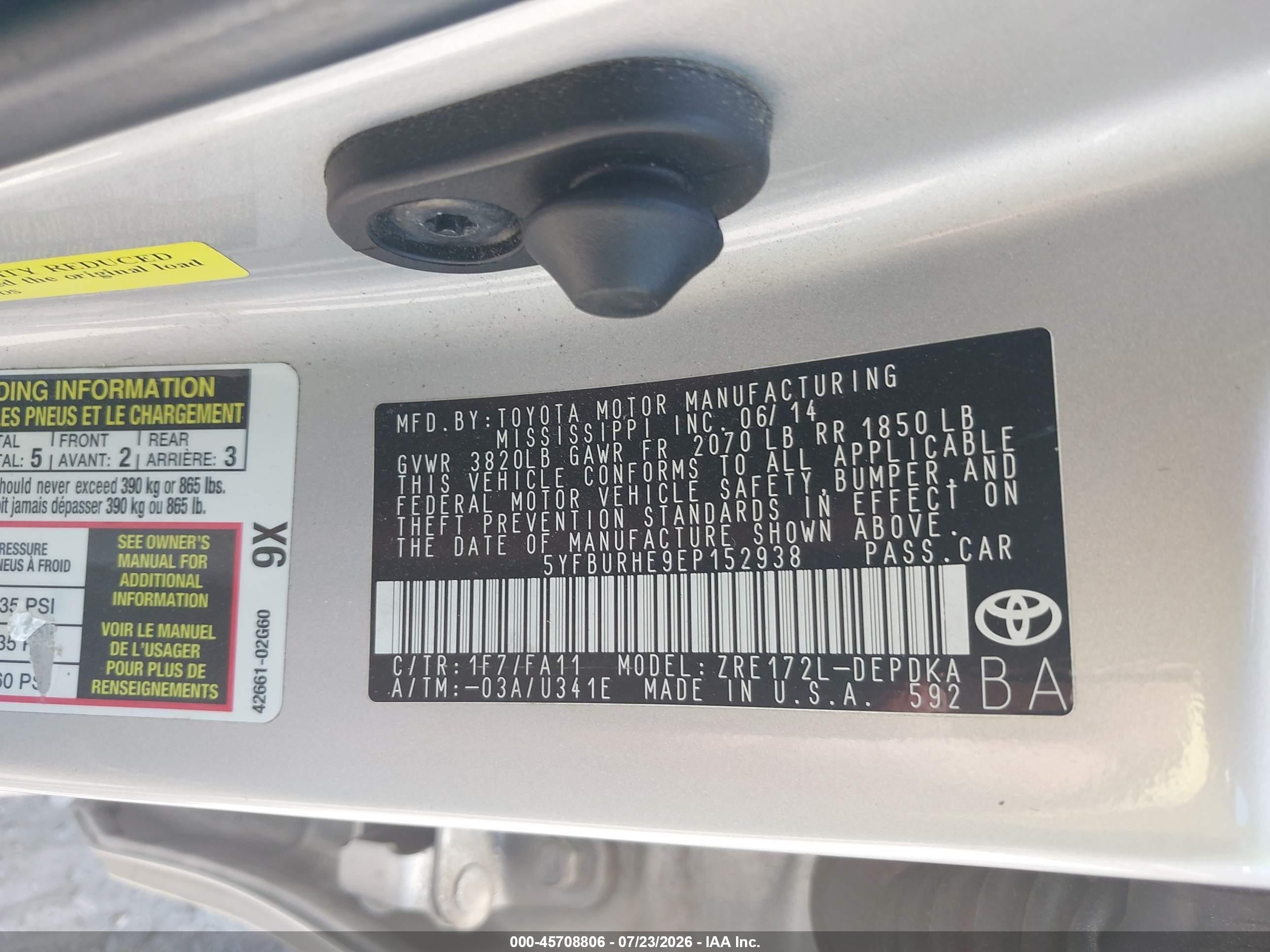 2014 Toyota Corolla L Silver vin: 5YFBURHE9EP152938