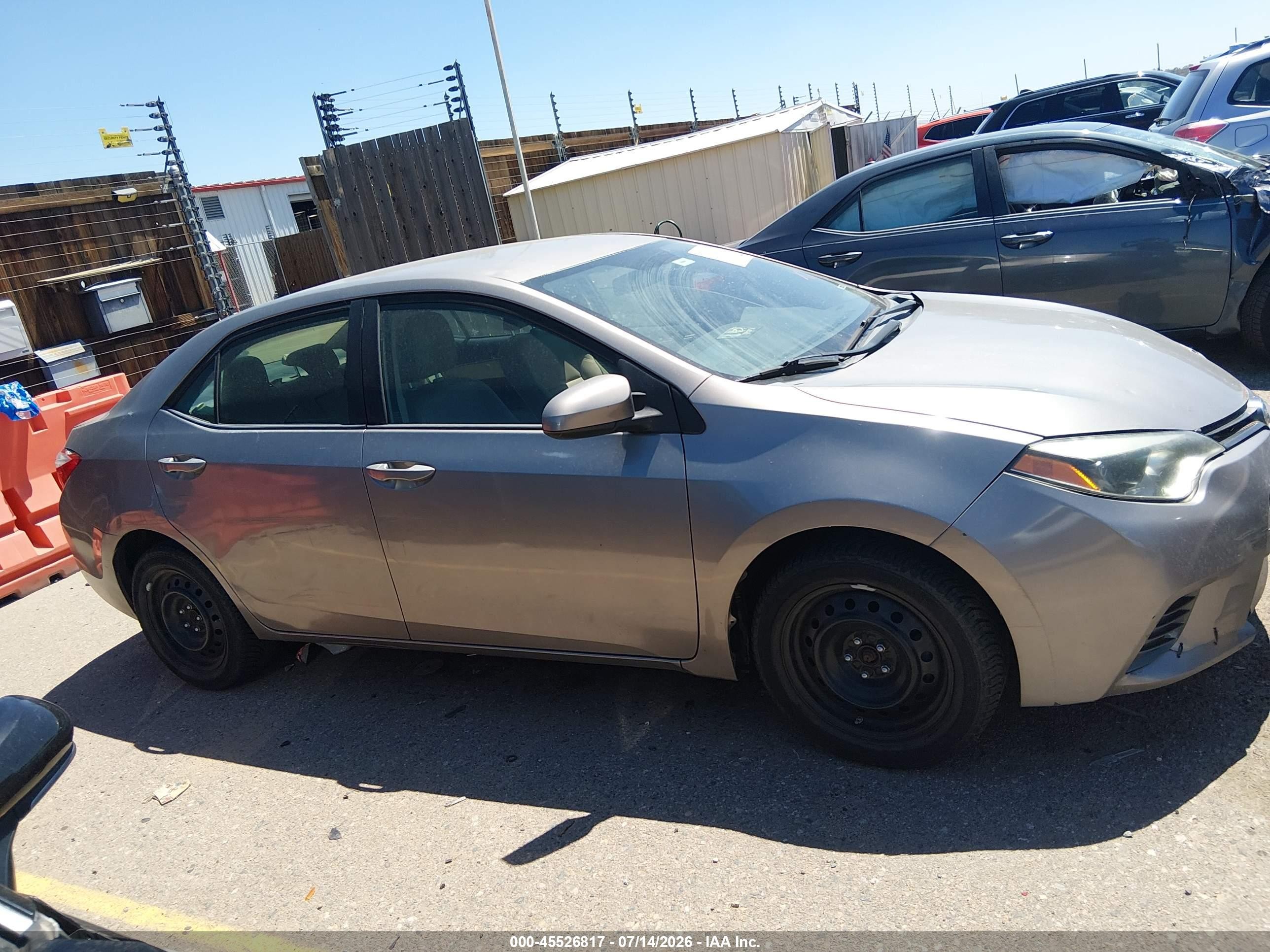 2015 Toyota Corolla Le Pewter vin: 5YFBURHE9FP204036