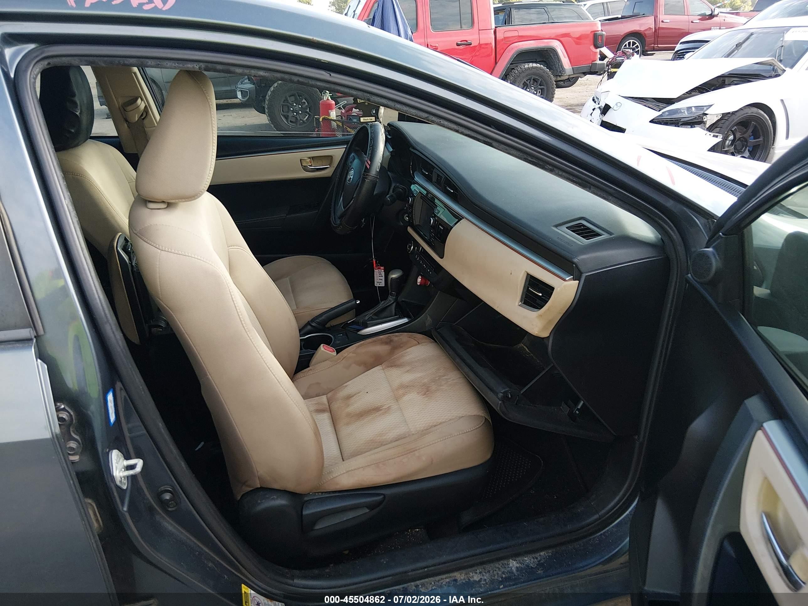 2015 Toyota Corolla Le Gray vin: 5YFBURHE9FP215313