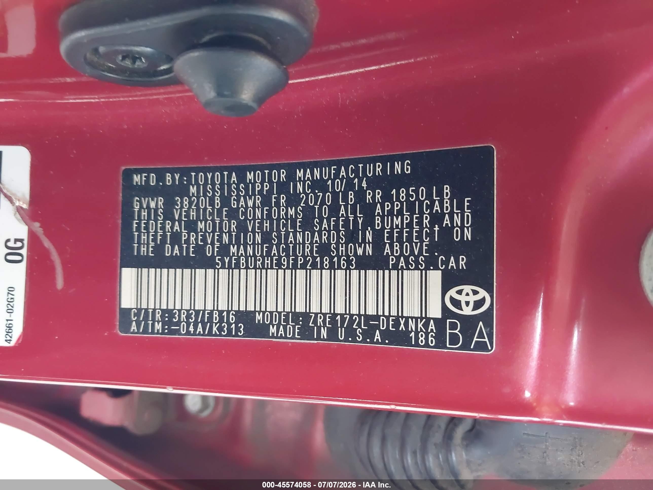 2015 Toyota Corolla Le Plus Red vin: 5YFBURHE9FP218163