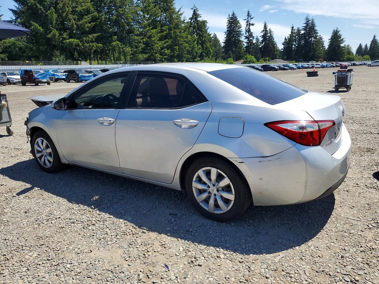 2015 Toyota Corolla Le Silver vin: 5YFBURHE9FP222679