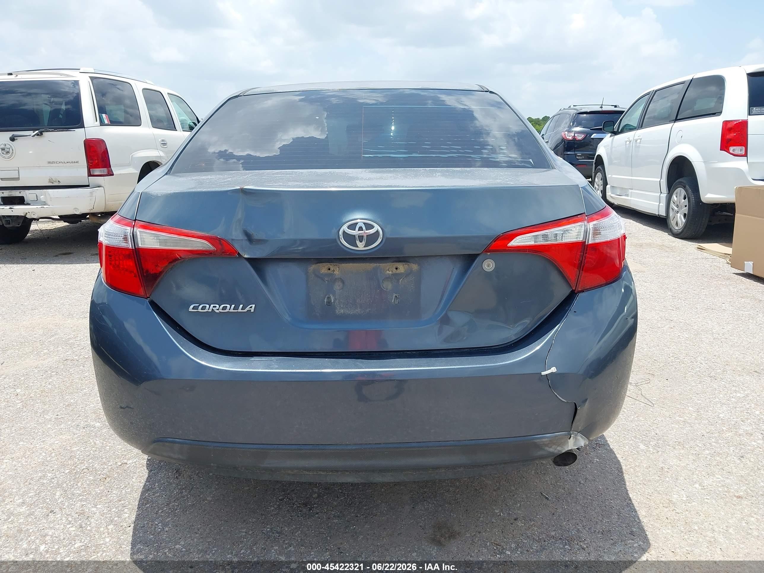 2015 Toyota Corolla L Turquoise vin: 5YFBURHE9FP227199