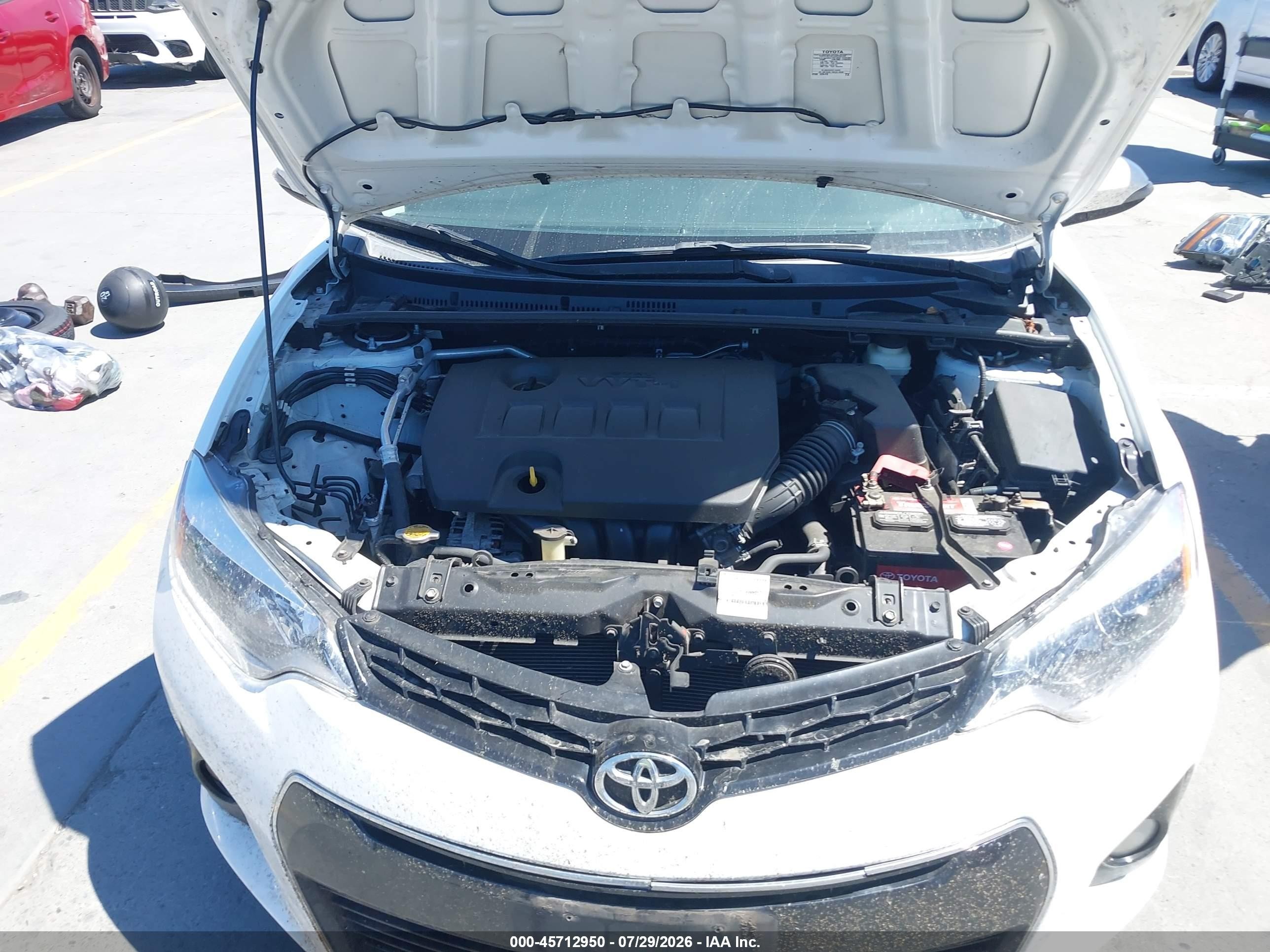 2015 Toyota Corolla S Plus White vin: 5YFBURHE9FP241474