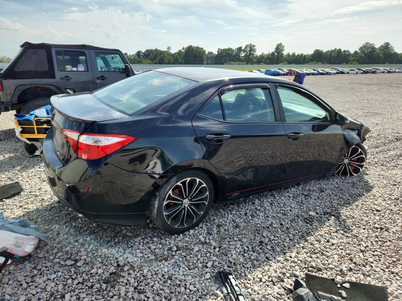 2015 Toyota Corolla S Plus Black vin: 5YFBURHE9FP266326