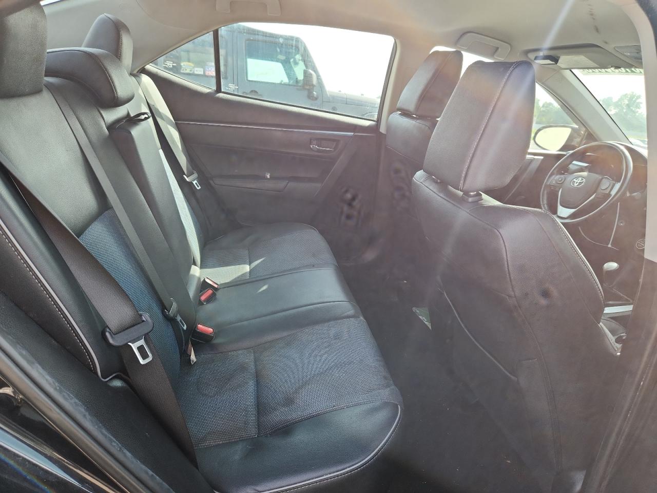 2015 Toyota Corolla S Plus Black vin: 5YFBURHE9FP266326