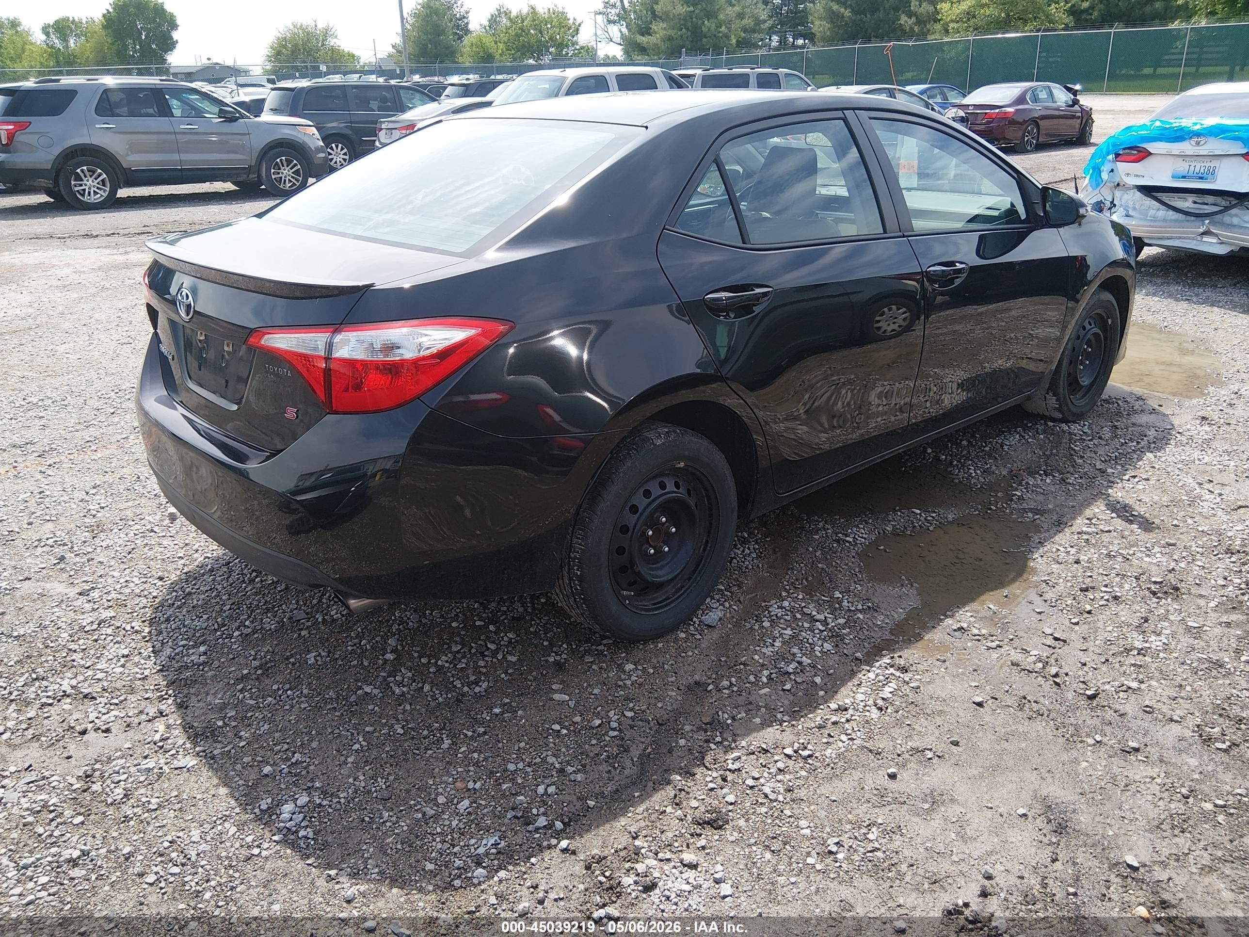 2015 Toyota Corolla S Black vin: 5YFBURHE9FP275091