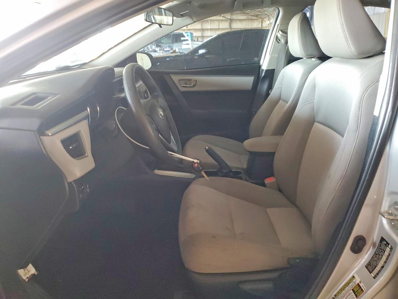 2015 Toyota Corolla Le Gray vin: 5YFBURHE9FP279349