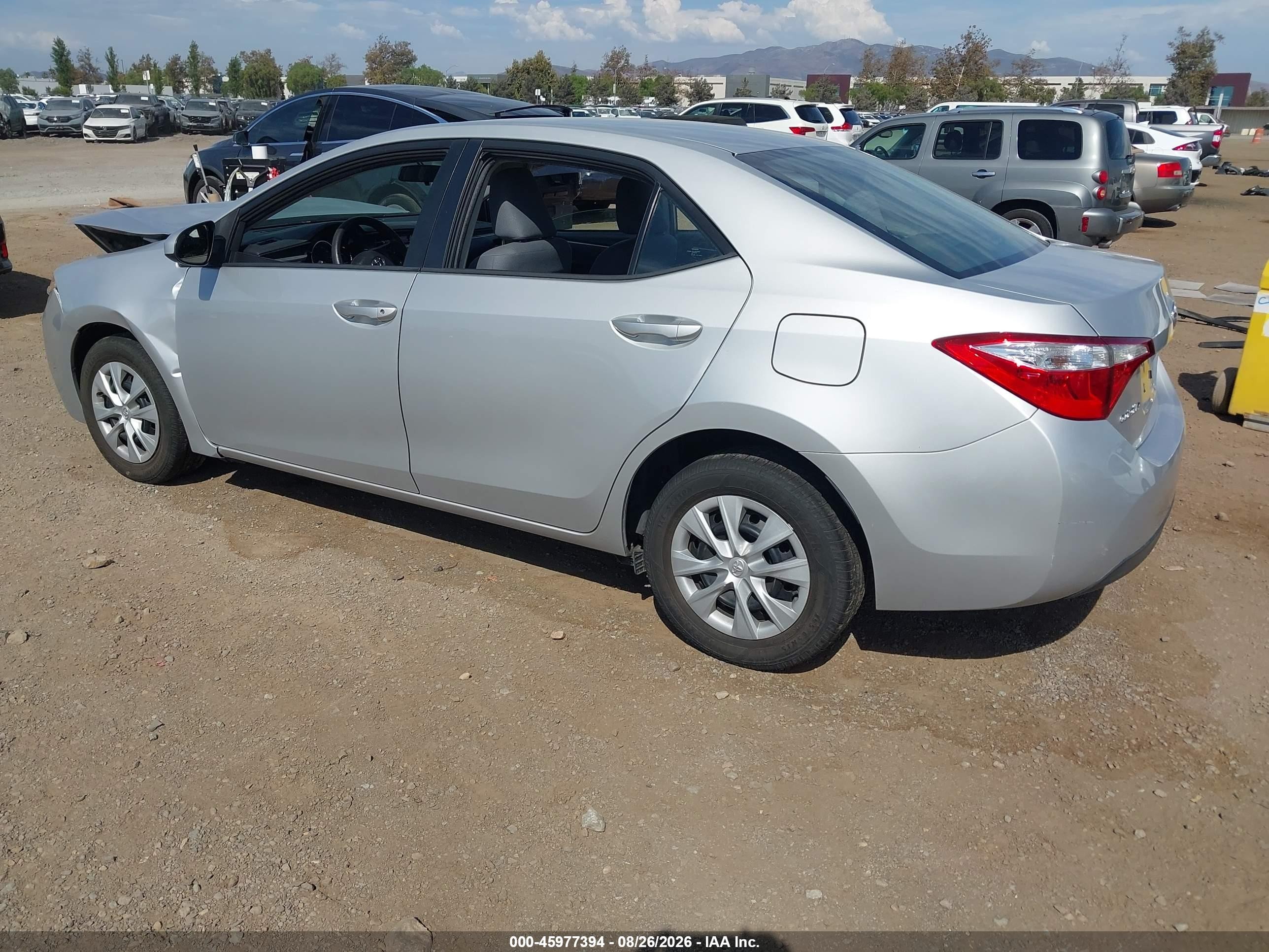 2015 Toyota Corolla L Silver vin: 5YFBURHE9FP307764
