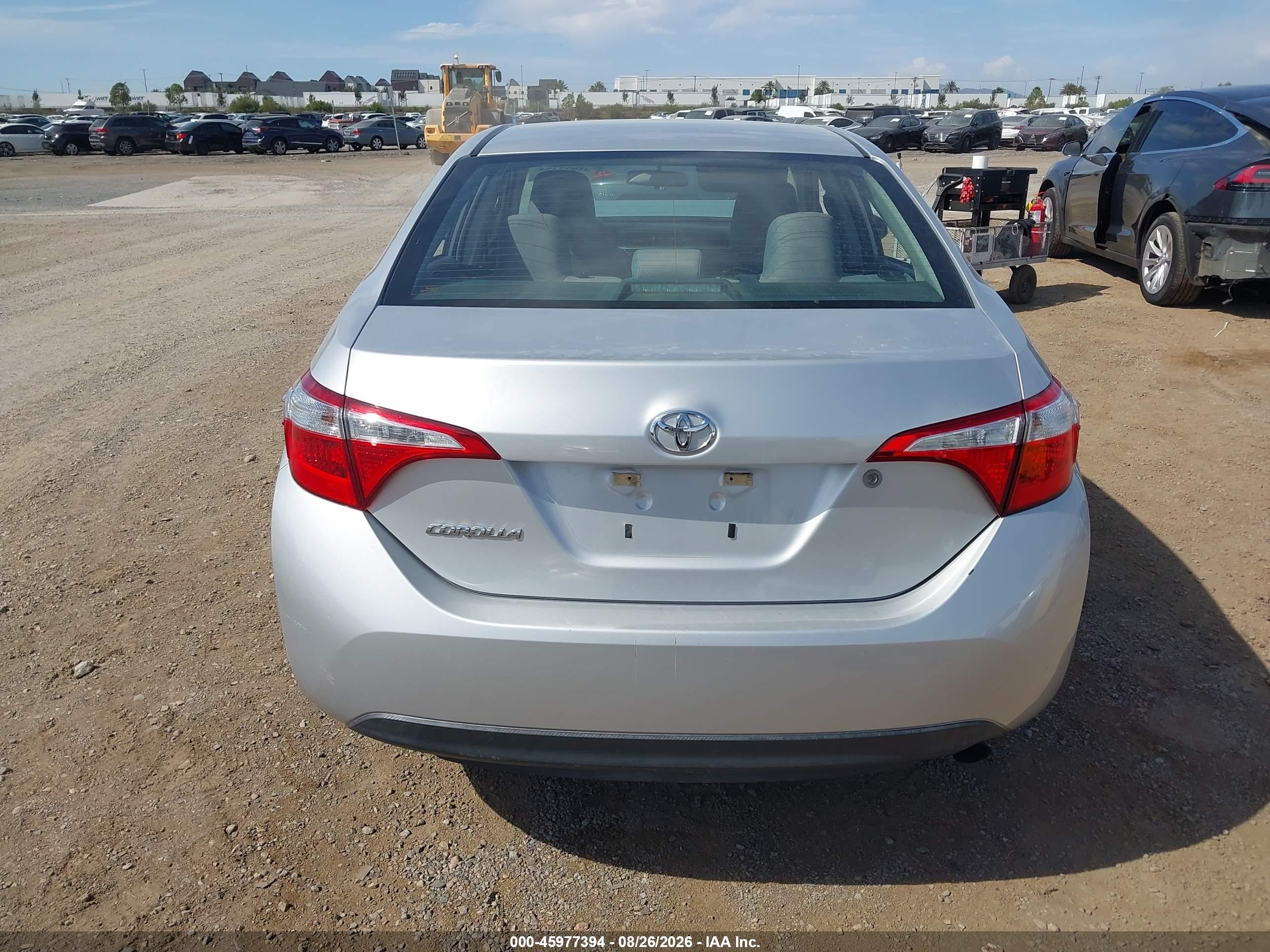 2015 Toyota Corolla L Silver vin: 5YFBURHE9FP307764