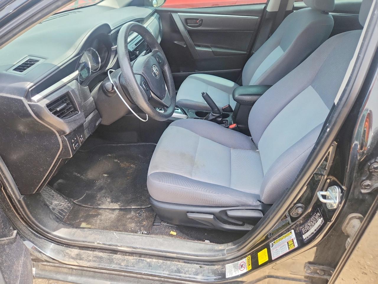 2015 Toyota Corolla L Черный vin: 5YFBURHE9FP351697