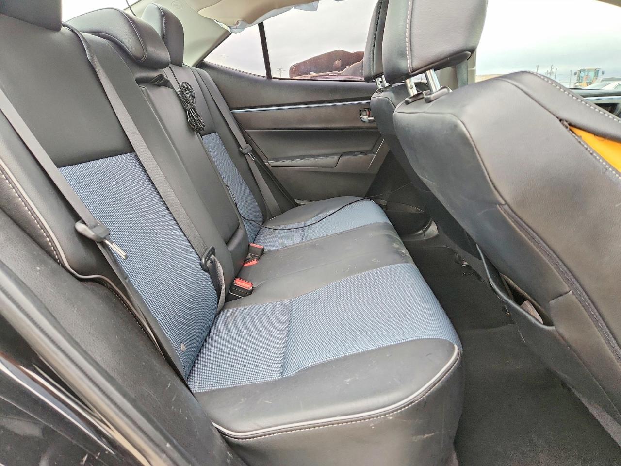 2015 Toyota Corolla S Plus Black vin: 5YFBURHE9FP357824