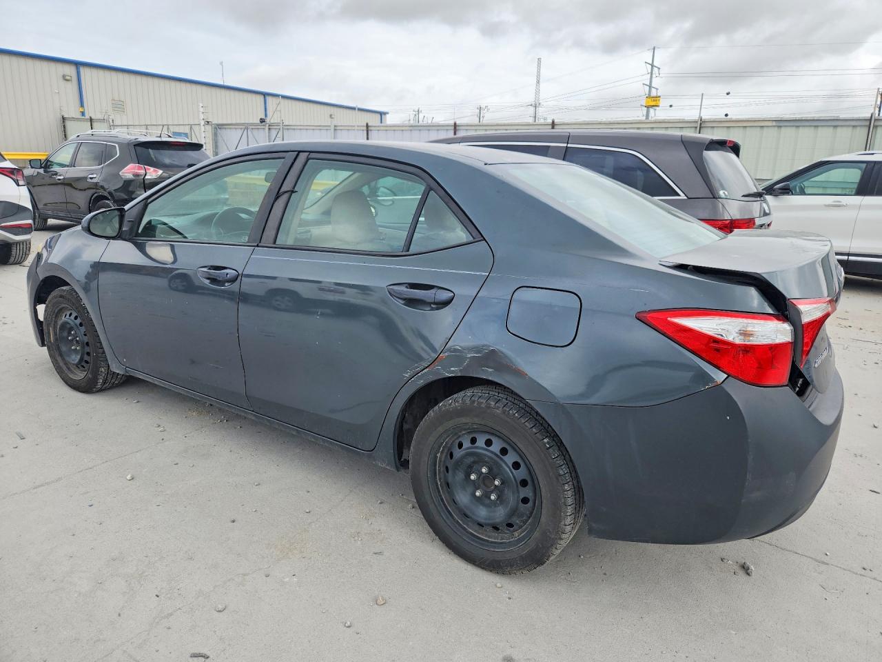 2015 Toyota Corolla Le Gray vin: 5YFBURHE9FP360593