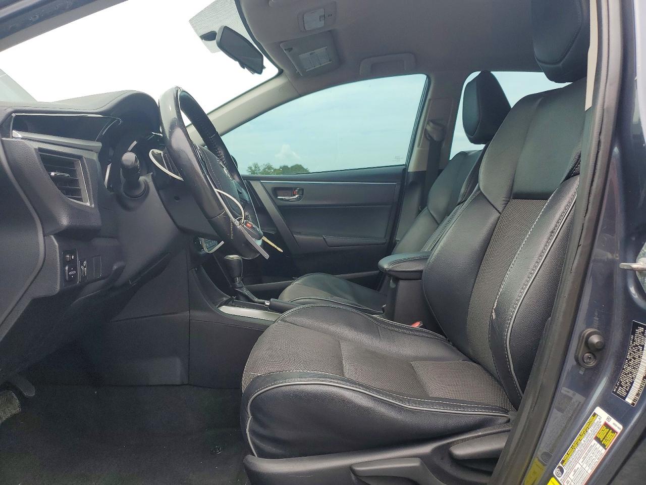 2015 Toyota Corolla S Plus Blue vin: 5YFBURHE9FP362814