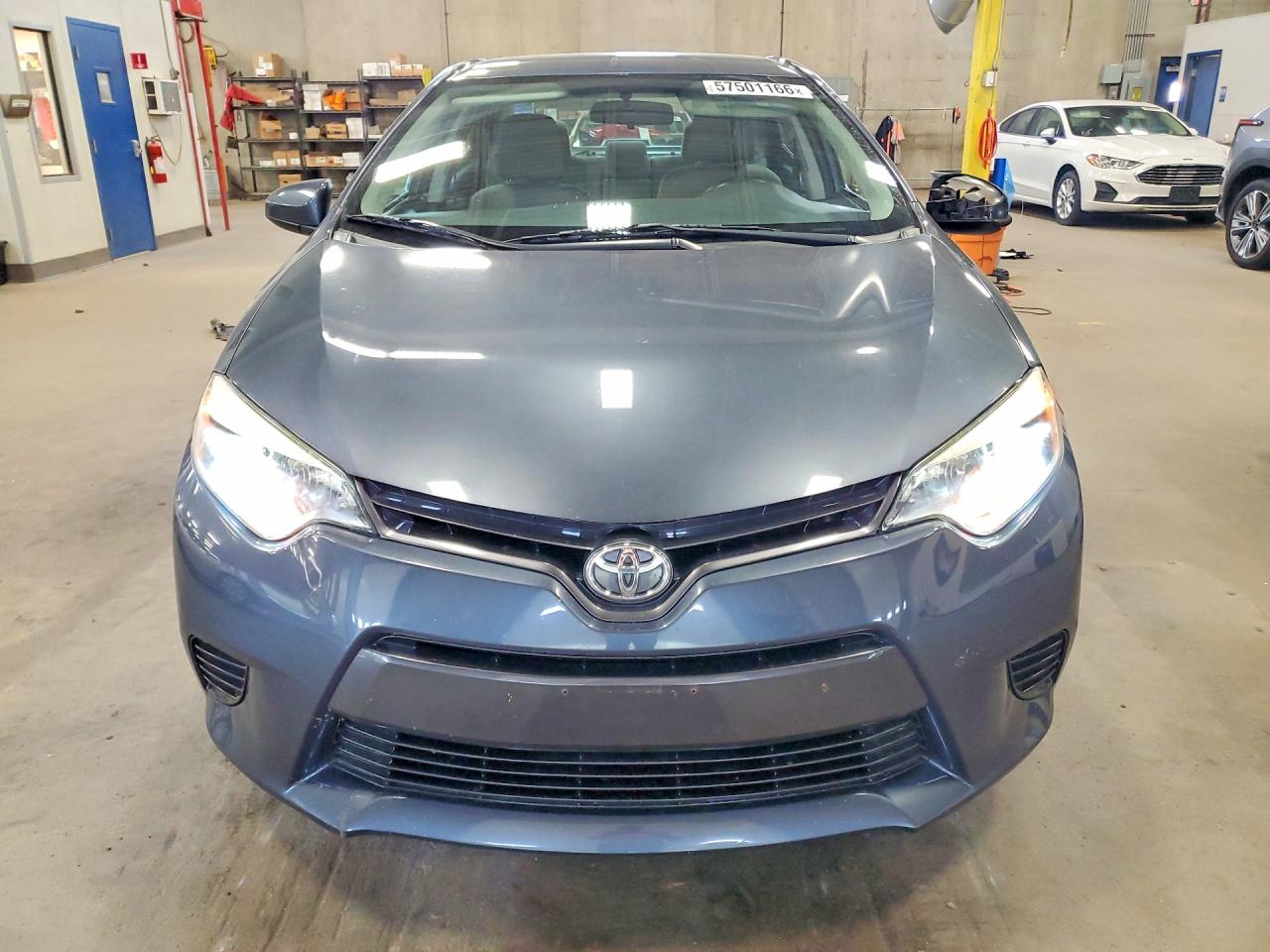 2015 Toyota Corolla Le Синий vin: 5YFBURHE9FP363624