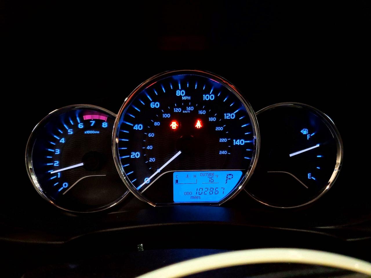 2015 Toyota Corolla Le Синий vin: 5YFBURHE9FP363624