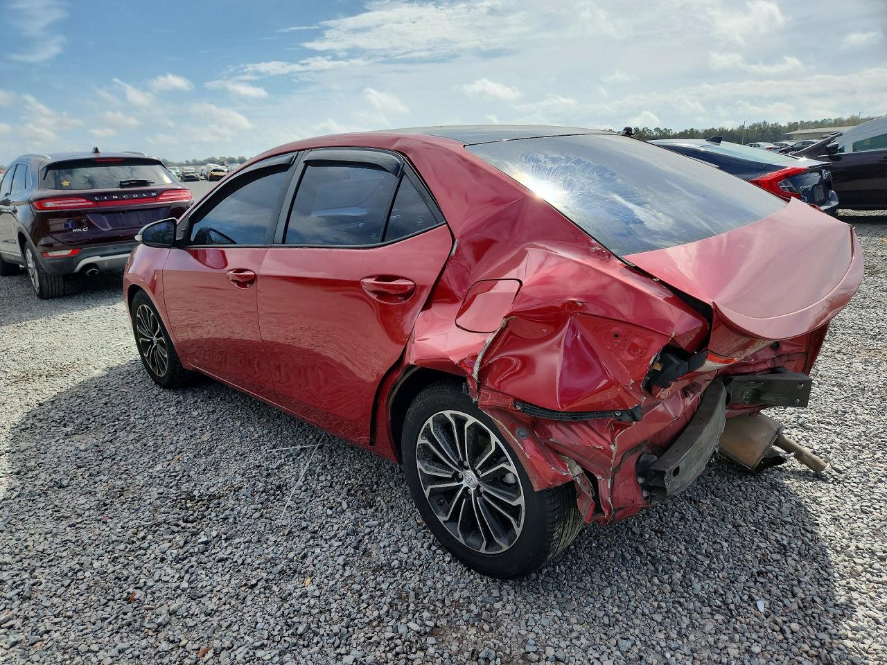 2016 Toyota Corolla S Plus Red vin: 5YFBURHE9GP505293
