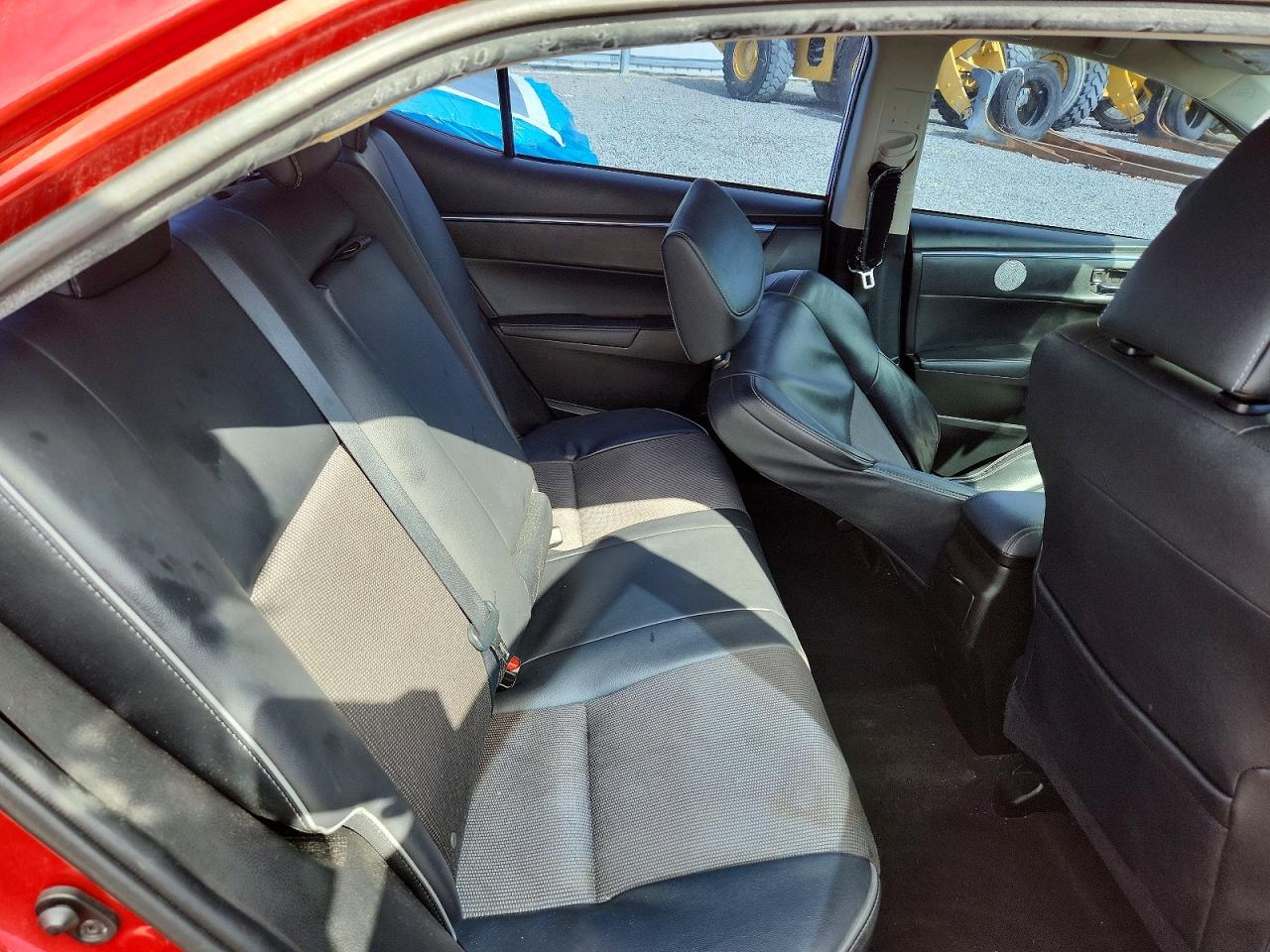 2016 Toyota Corolla S Plus Red vin: 5YFBURHE9GP505293