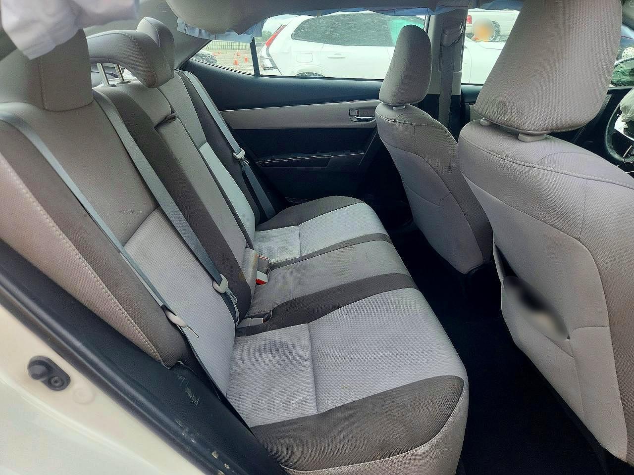 2019 Toyota Corolla Le White vin: 5YFBURHE9KP857413