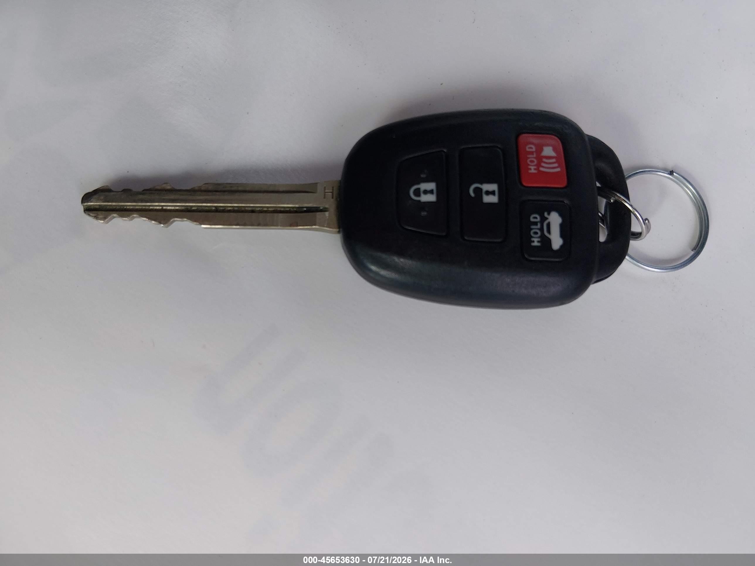 2019 Toyota Corolla Le Blue vin: 5YFBURHE9KP914015