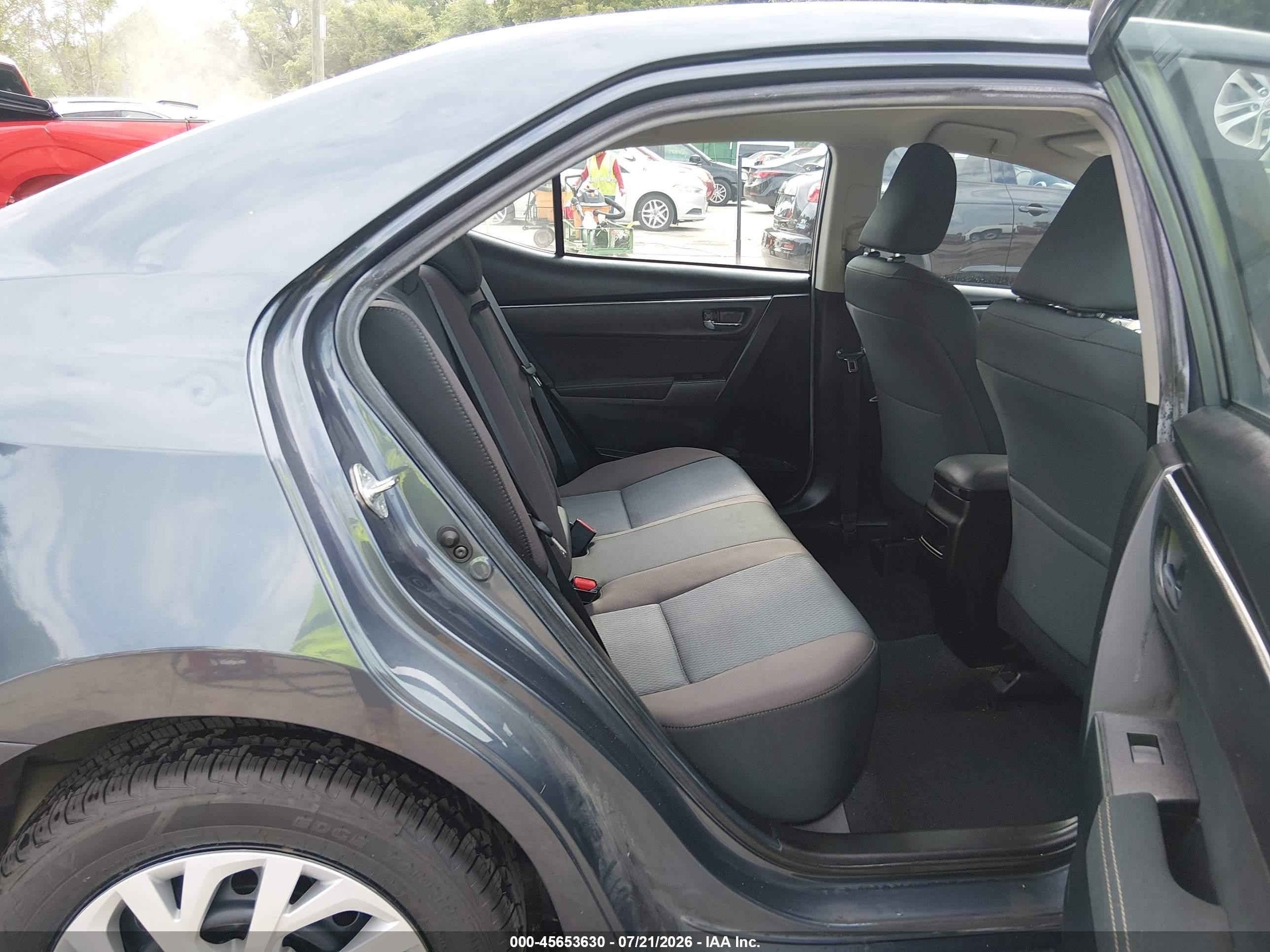 2019 Toyota Corolla Le Blue vin: 5YFBURHE9KP914015
