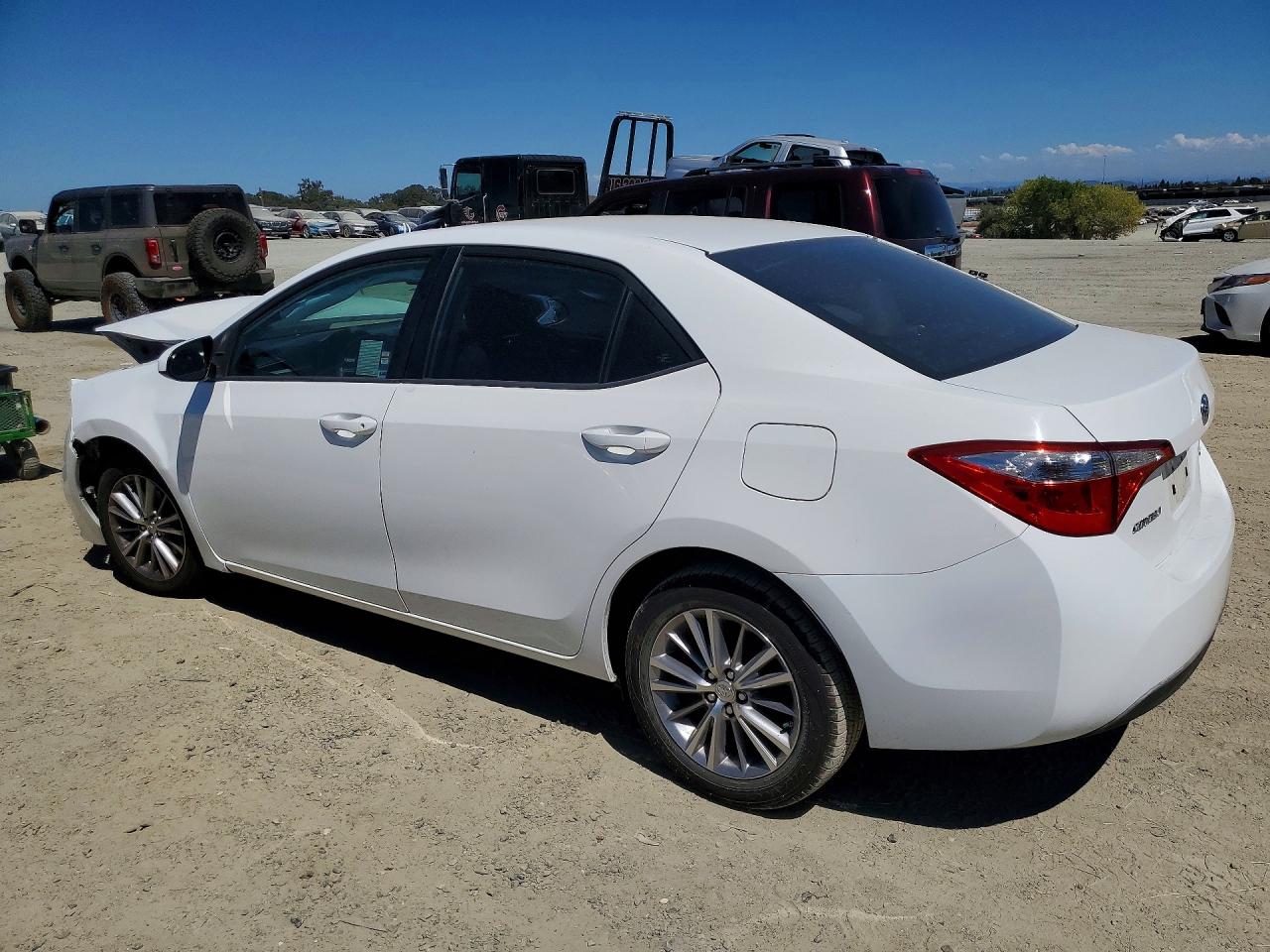 2014 Toyota Corolla Le Plus Белый vin: 5YFBURHEXEP023333