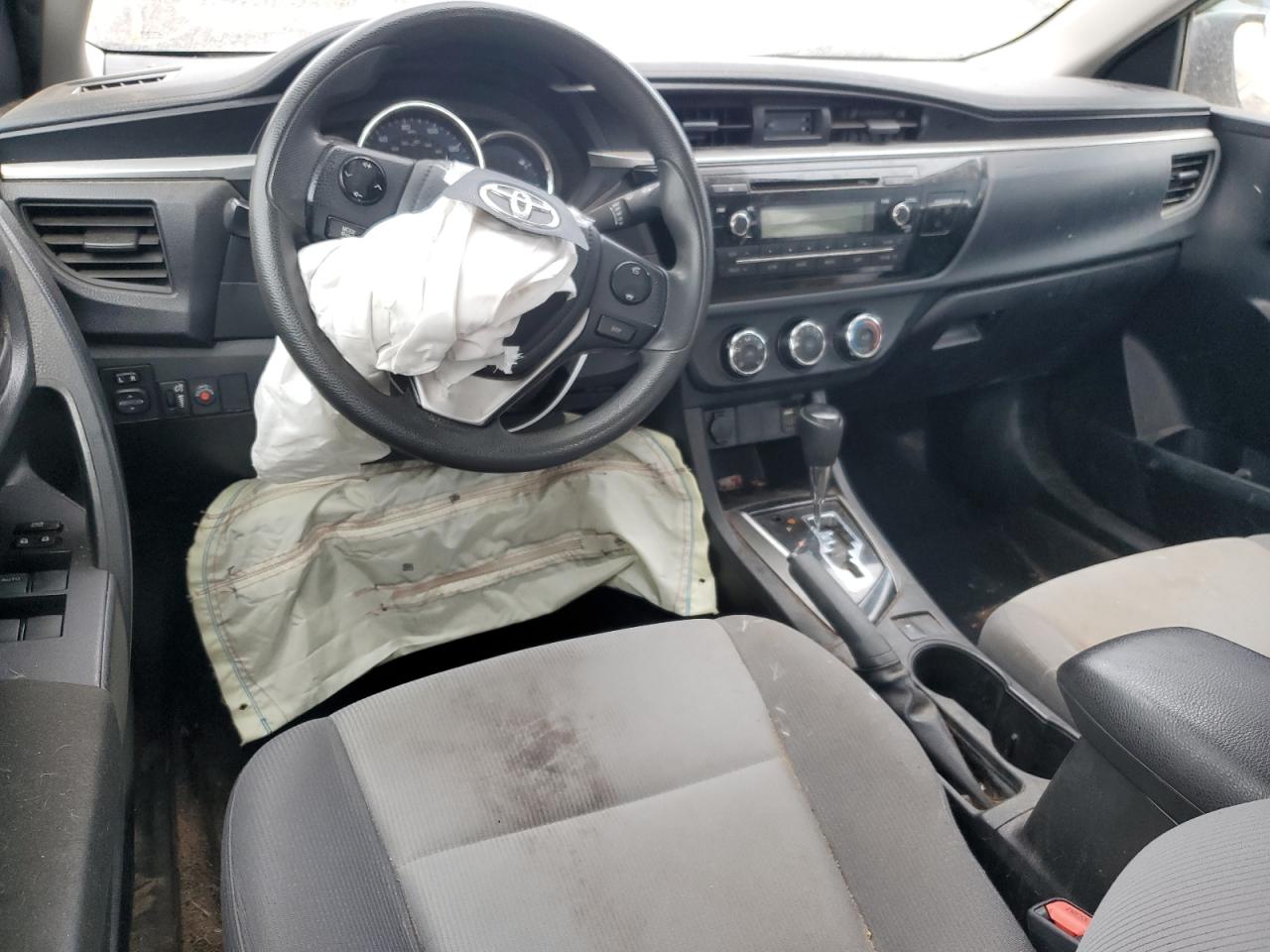 2014 Toyota Corolla Blue vin: 5YFBURHEXEP030332