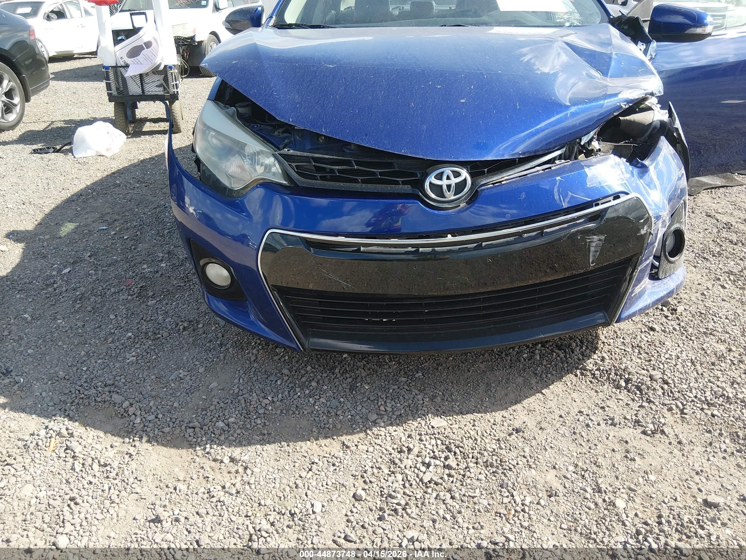 2014 Toyota Corolla S Plus Blue vin: 5YFBURHEXEP049527