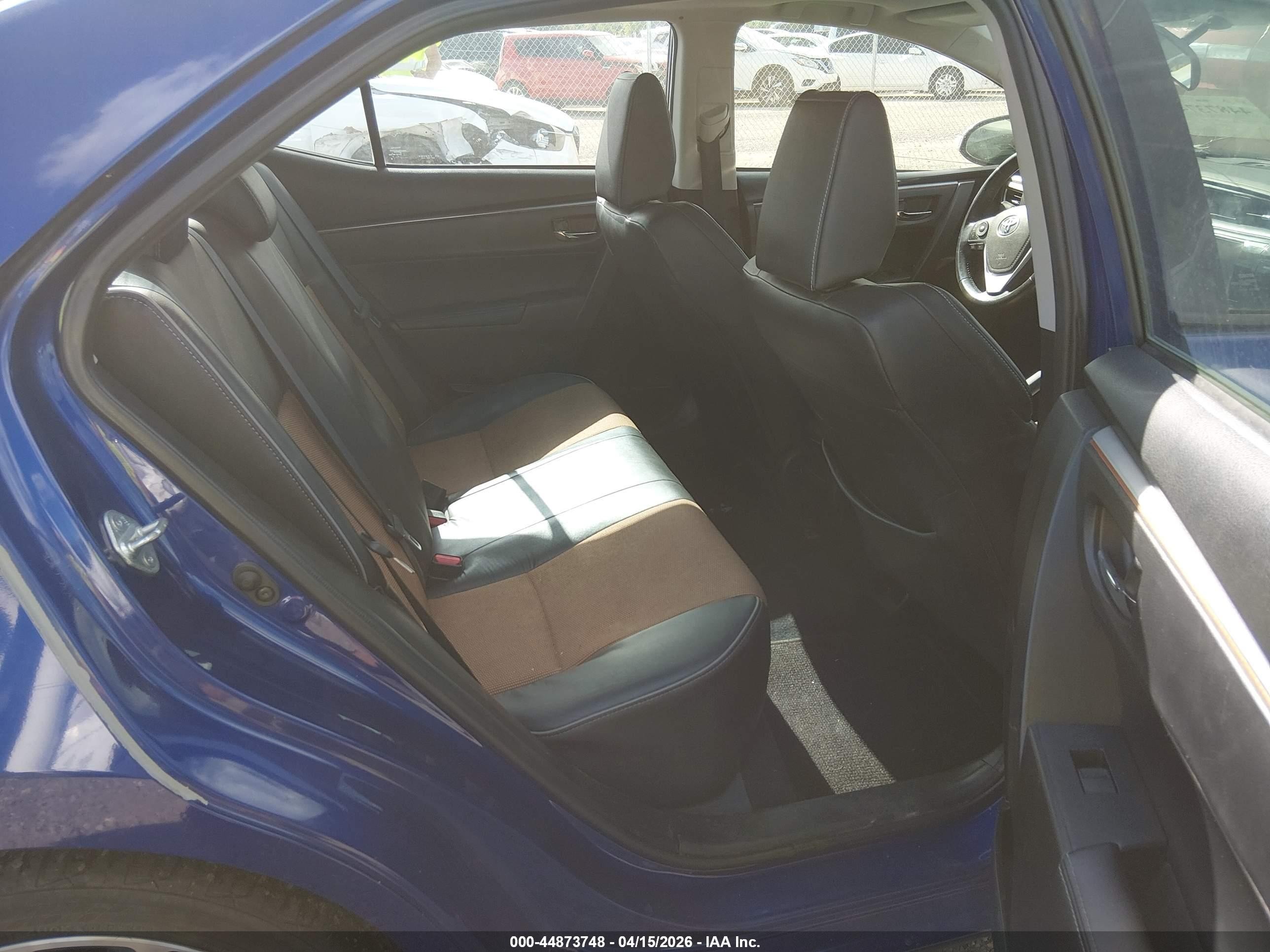 2014 Toyota Corolla S Plus Blue vin: 5YFBURHEXEP049527