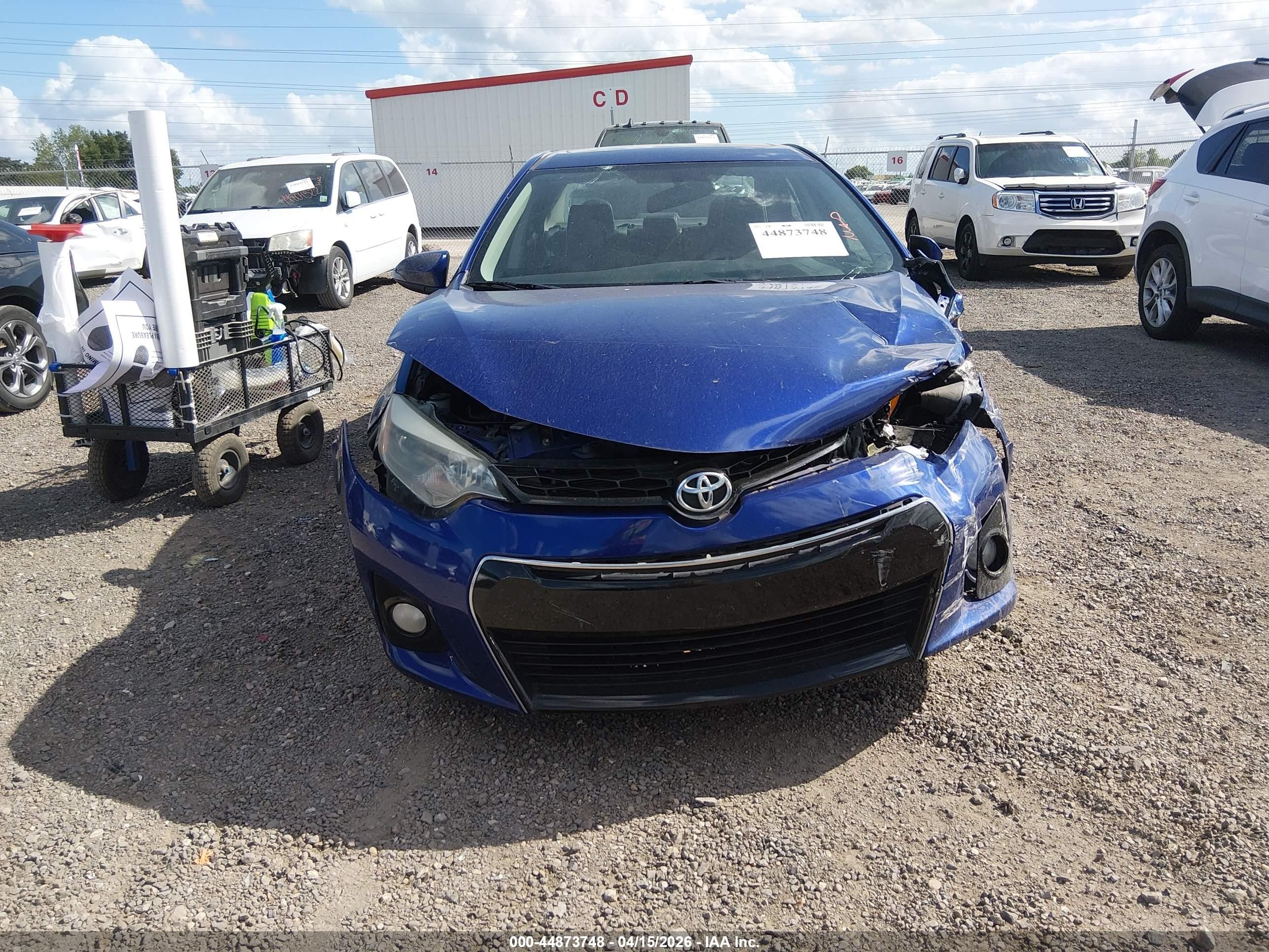 2014 Toyota Corolla S Plus Blue vin: 5YFBURHEXEP049527